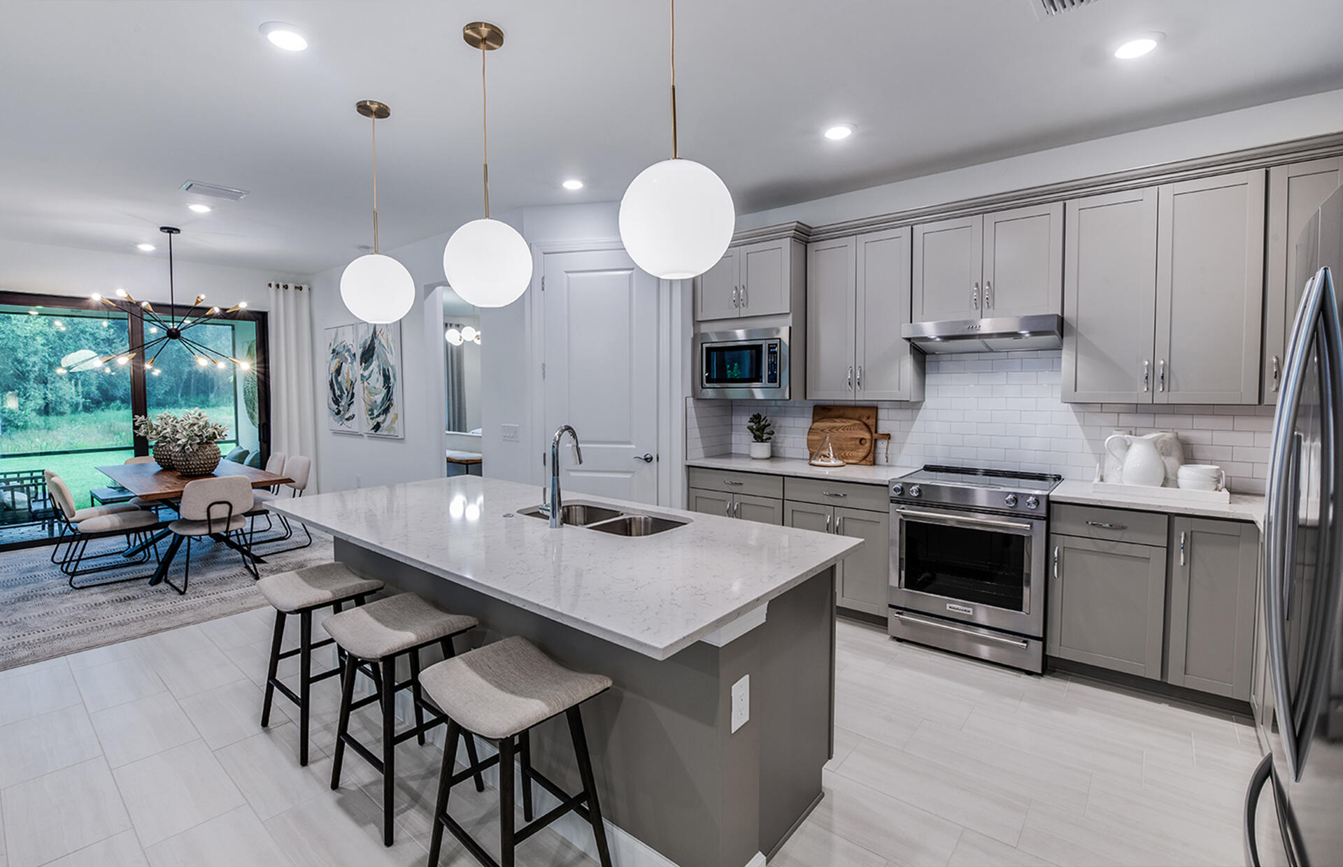 HAMPTON LAKES AT RIVER HALL - Residential