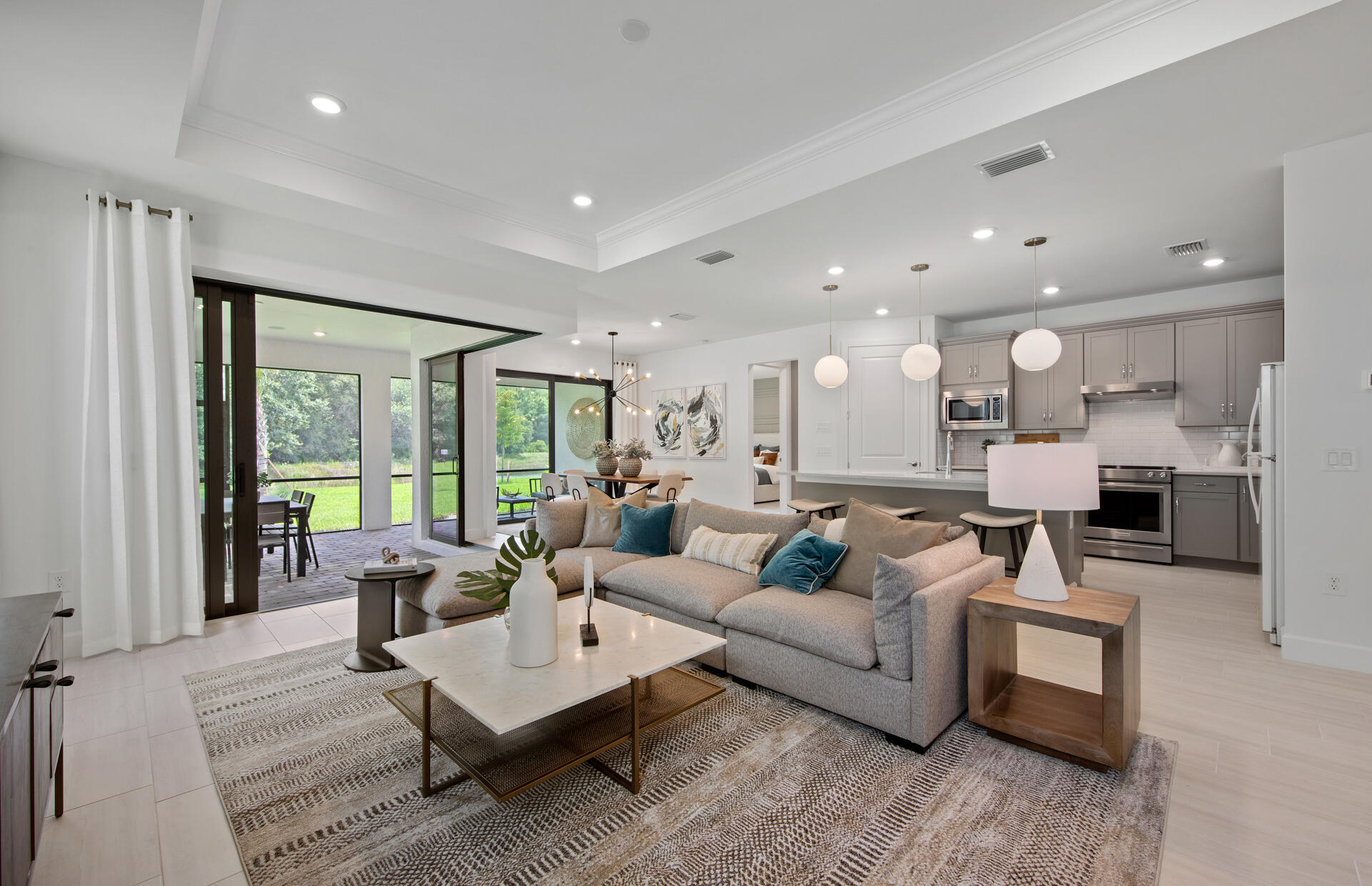 HAMPTON LAKES AT RIVER HALL - Residential