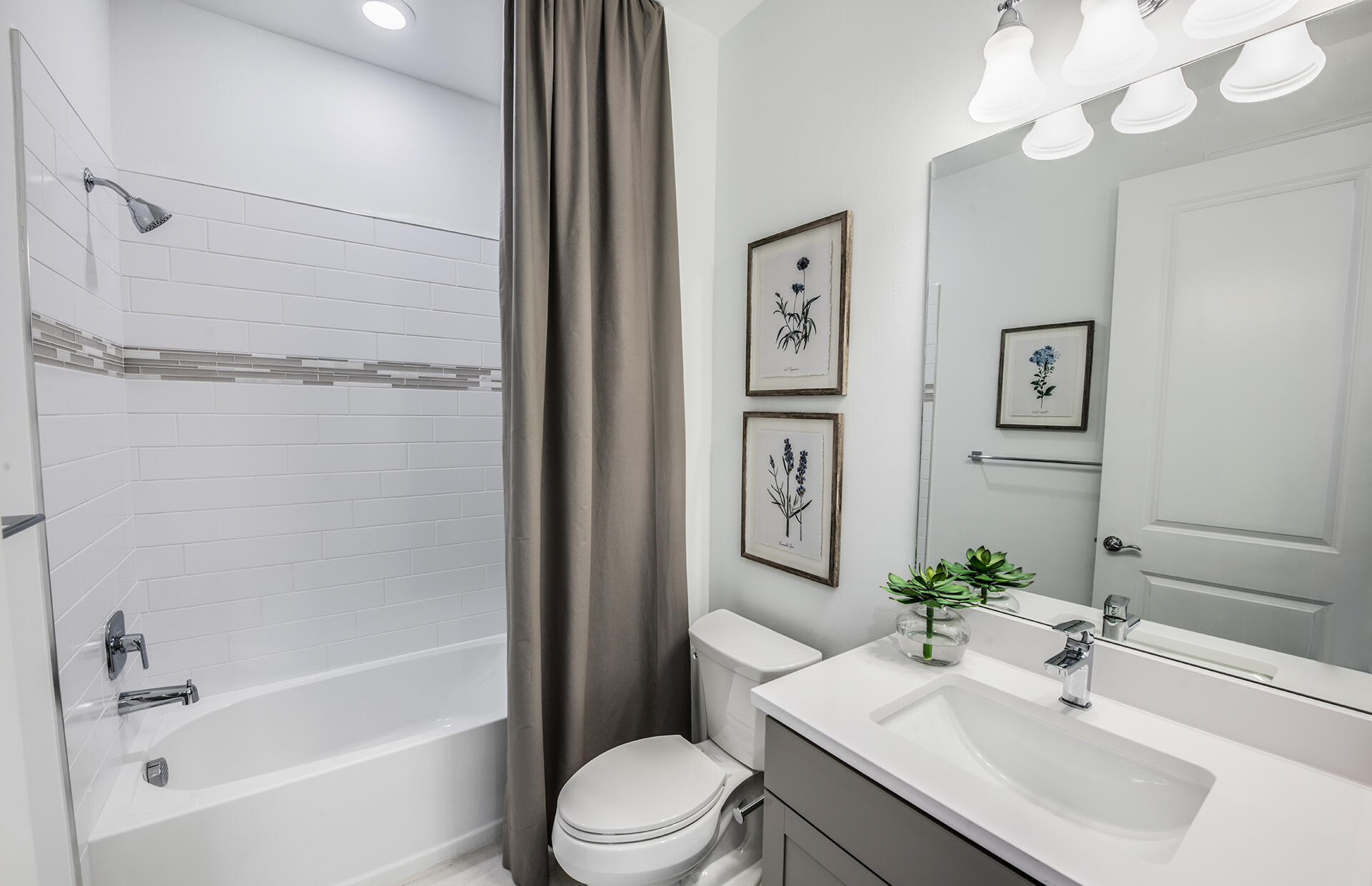 HAMPTON LAKES AT RIVER HALL - Residential