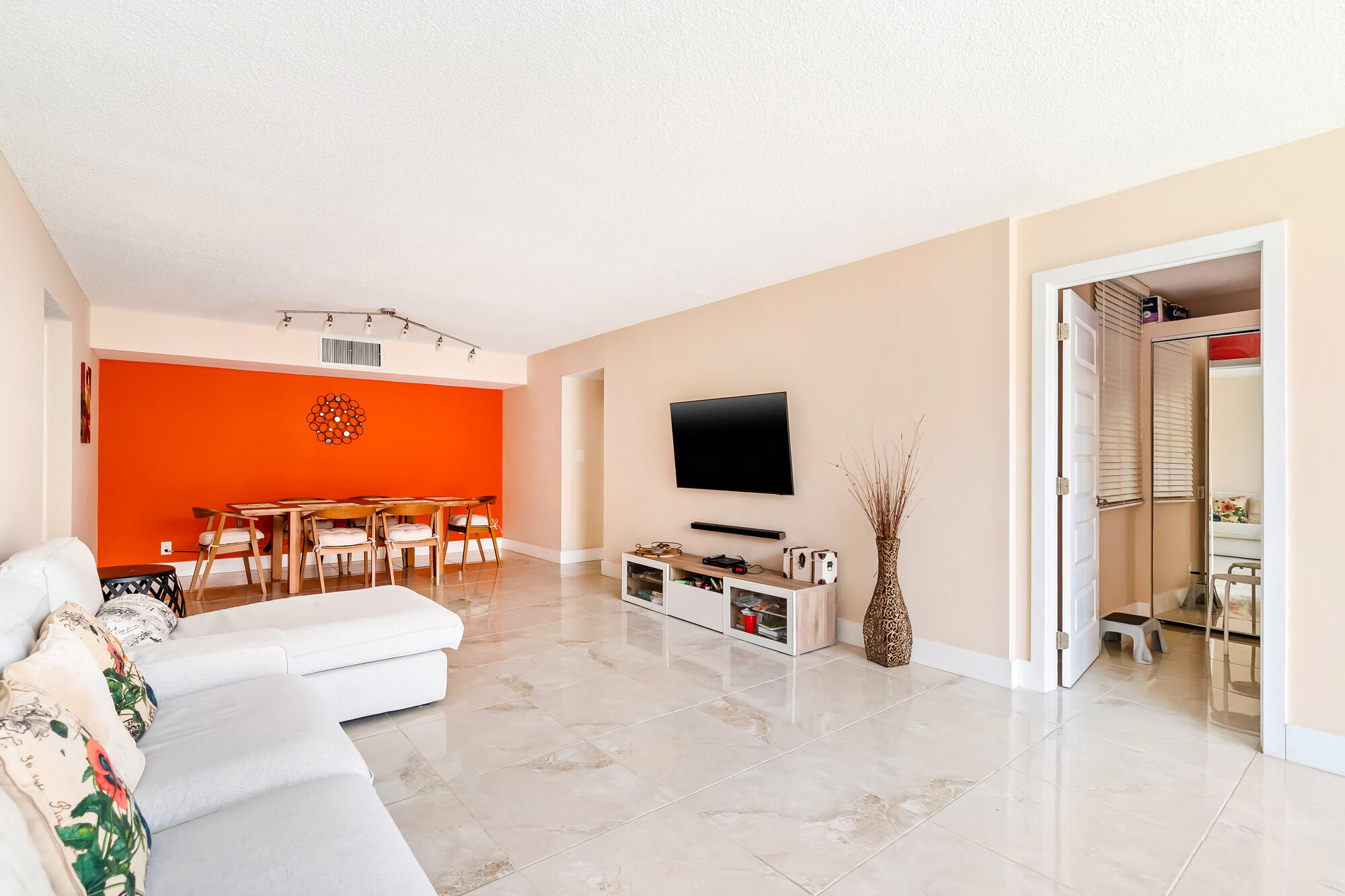 DESOTO PARK CONDO - Residential