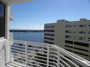 SE Intracoastal/Ocean View. modern design, granite countertops, premium appliances, in-unit laundry.
