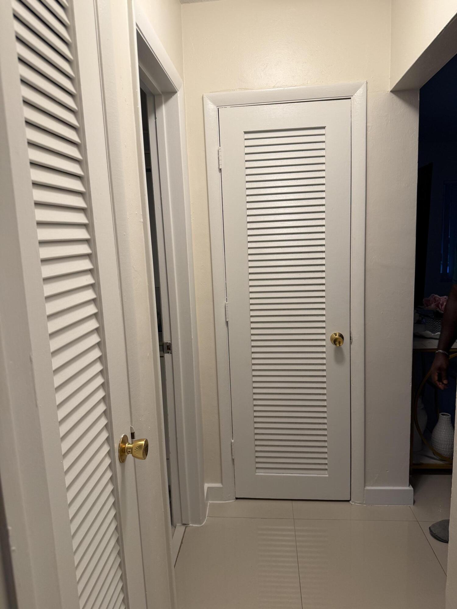 F & D SUB - Residential Lease