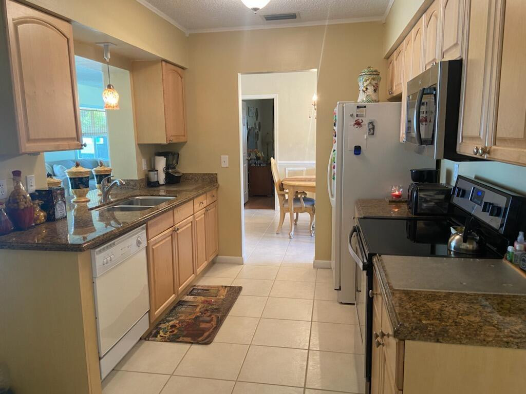 Westwood Community 6 81-3 - Residential