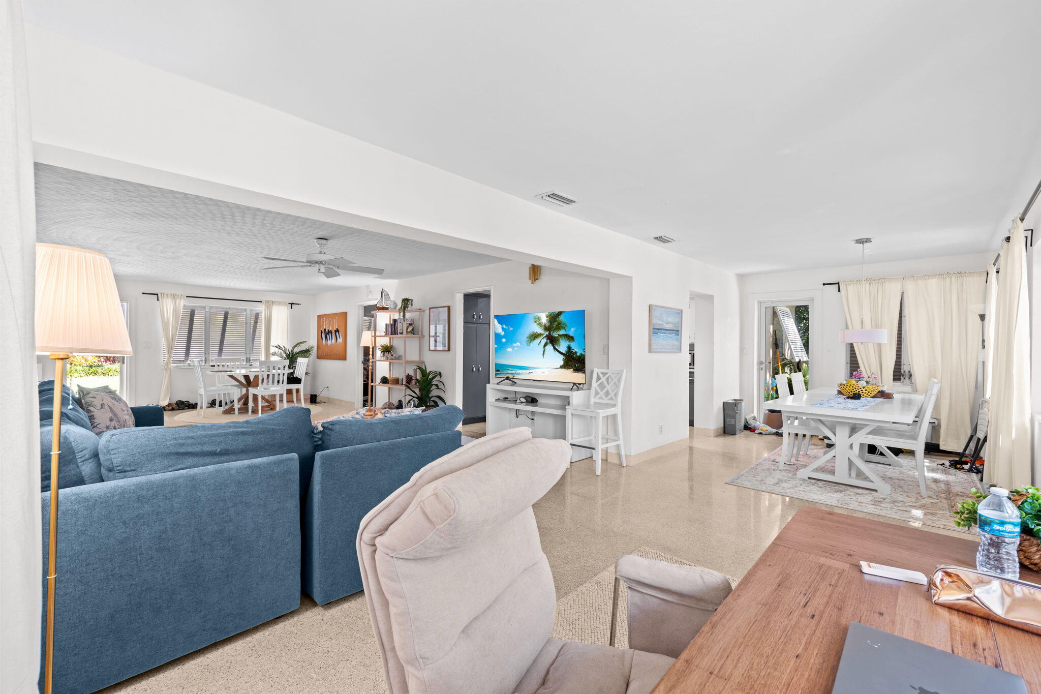 VICTORIA ISLES - Residential Lease