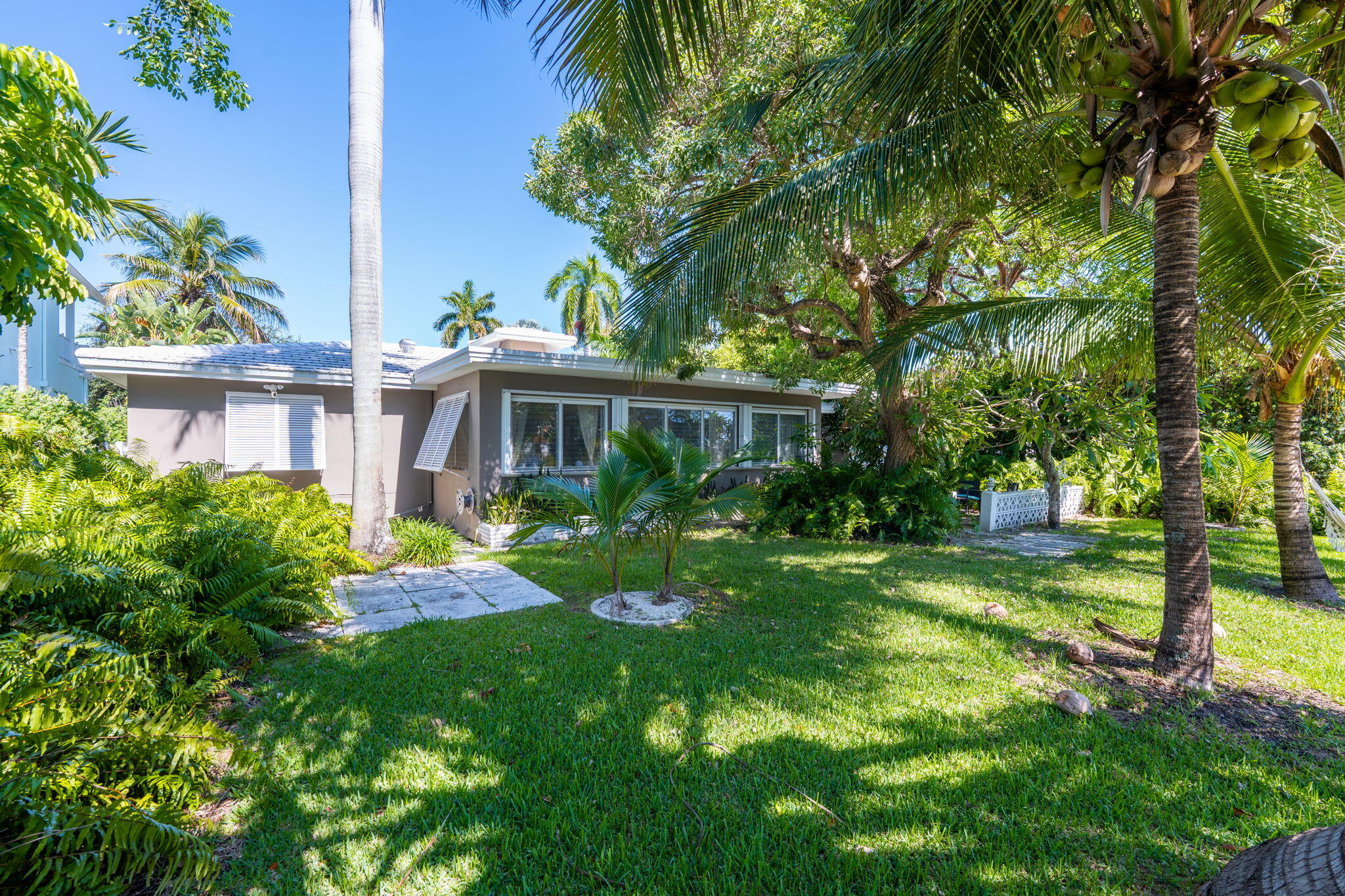 VICTORIA ISLES - Residential Lease