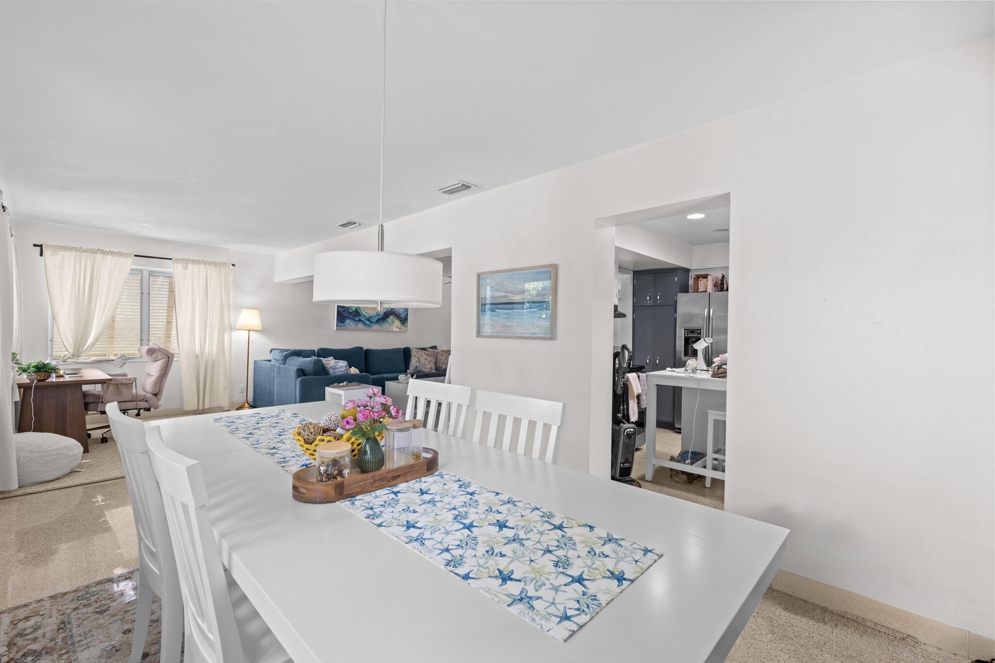 VICTORIA ISLES - Residential Lease
