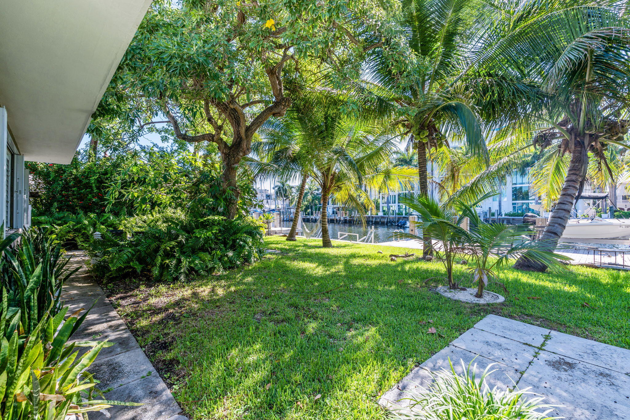 VICTORIA ISLES - Residential Lease