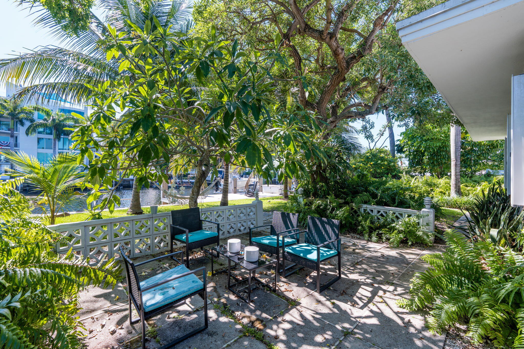 VICTORIA ISLES - Residential Lease