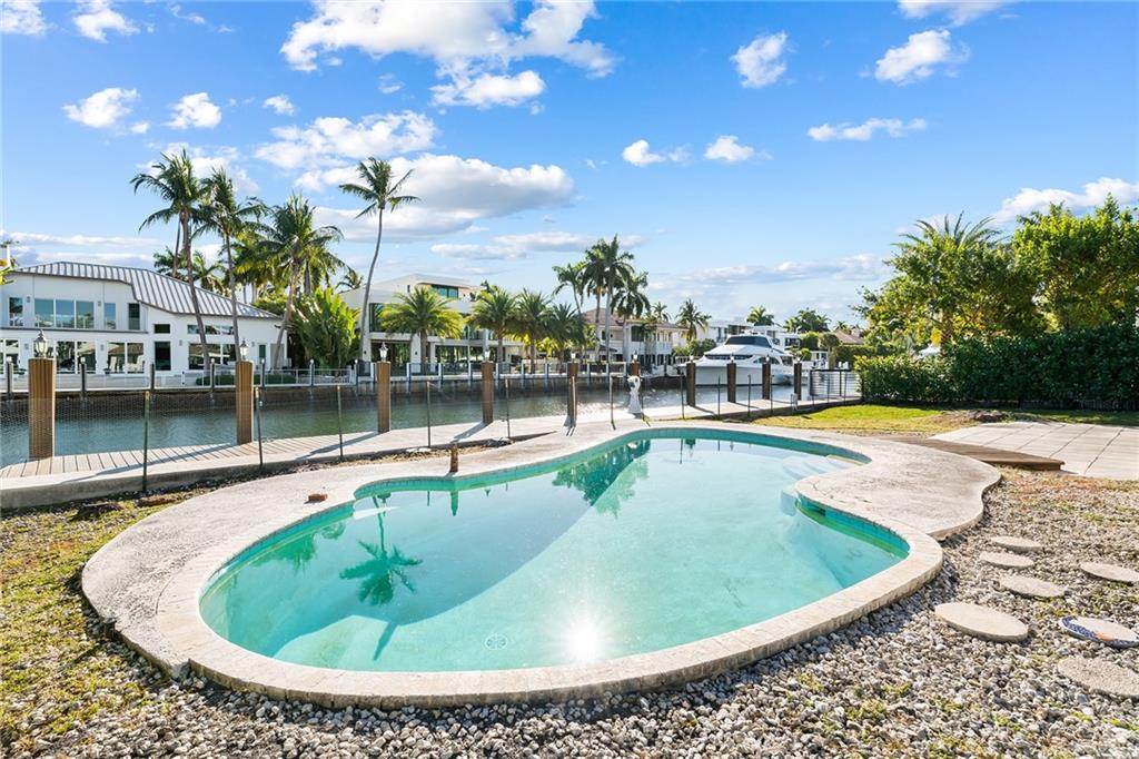 LAS OLAS - Residential