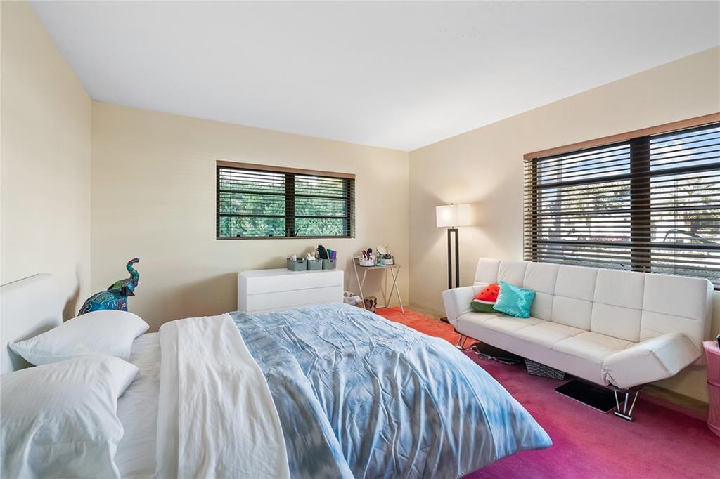 LAS OLAS - Residential