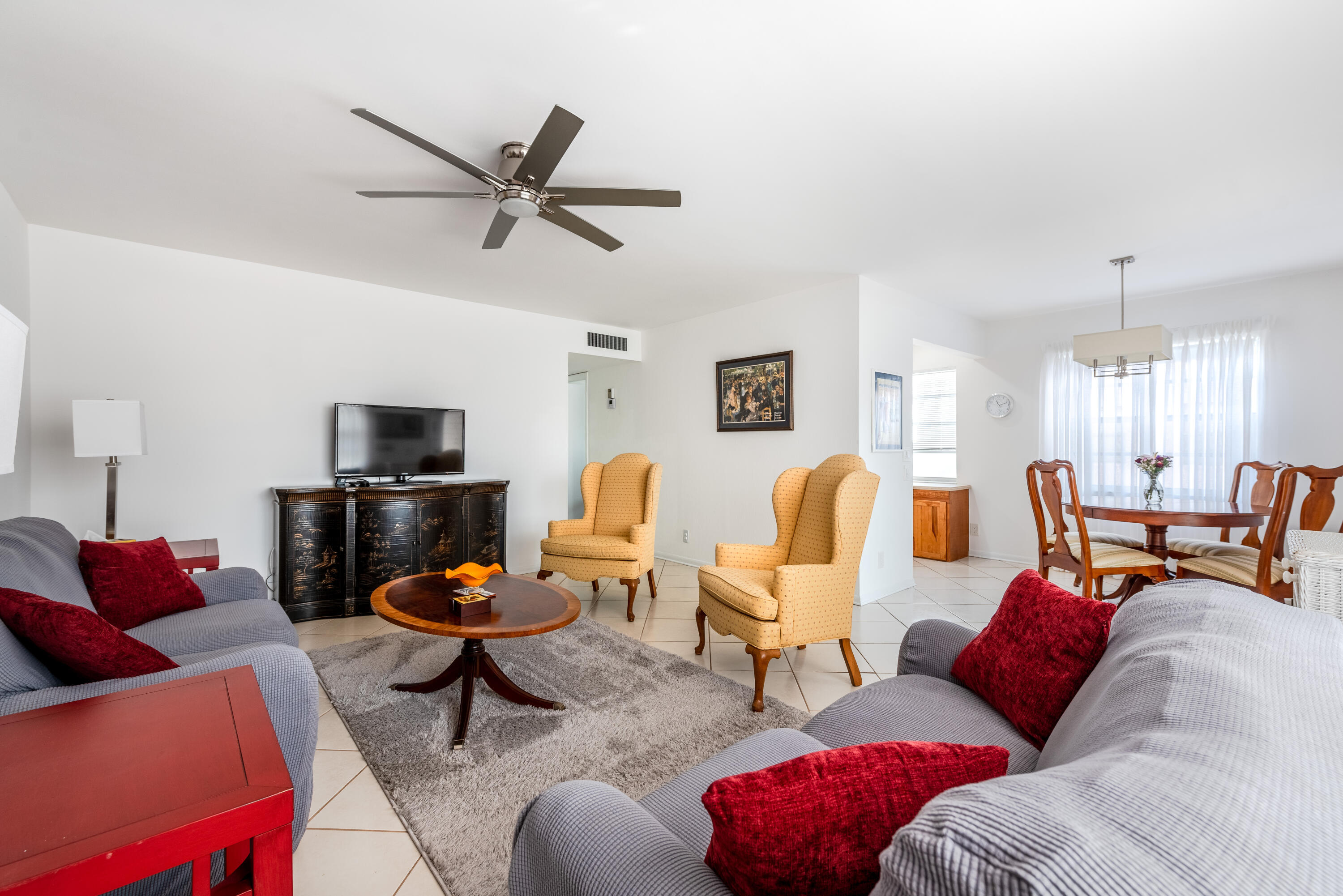 KINGS POINT CAPRI CONDOS - Residential Lease