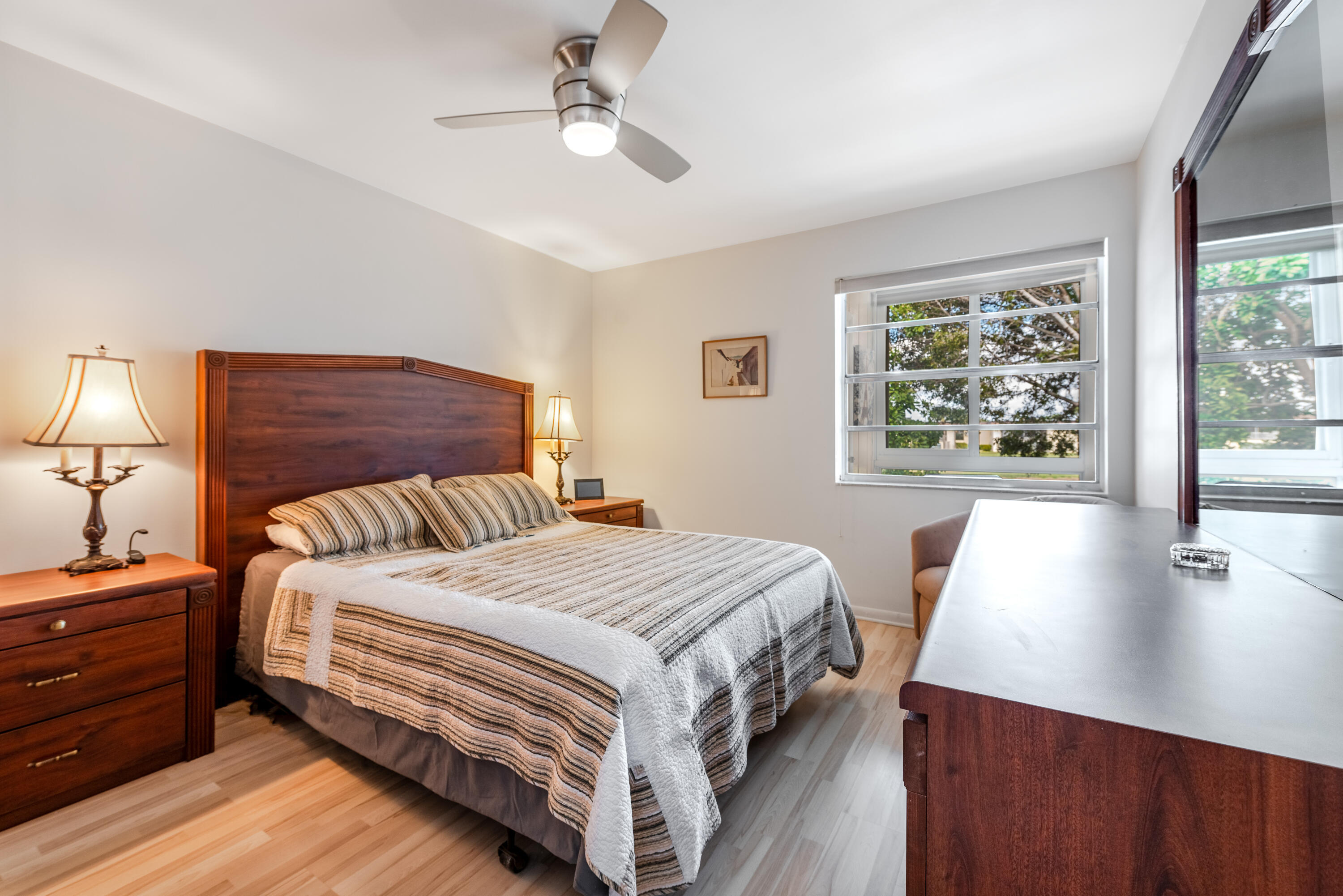 KINGS POINT CAPRI CONDOS - Residential Lease