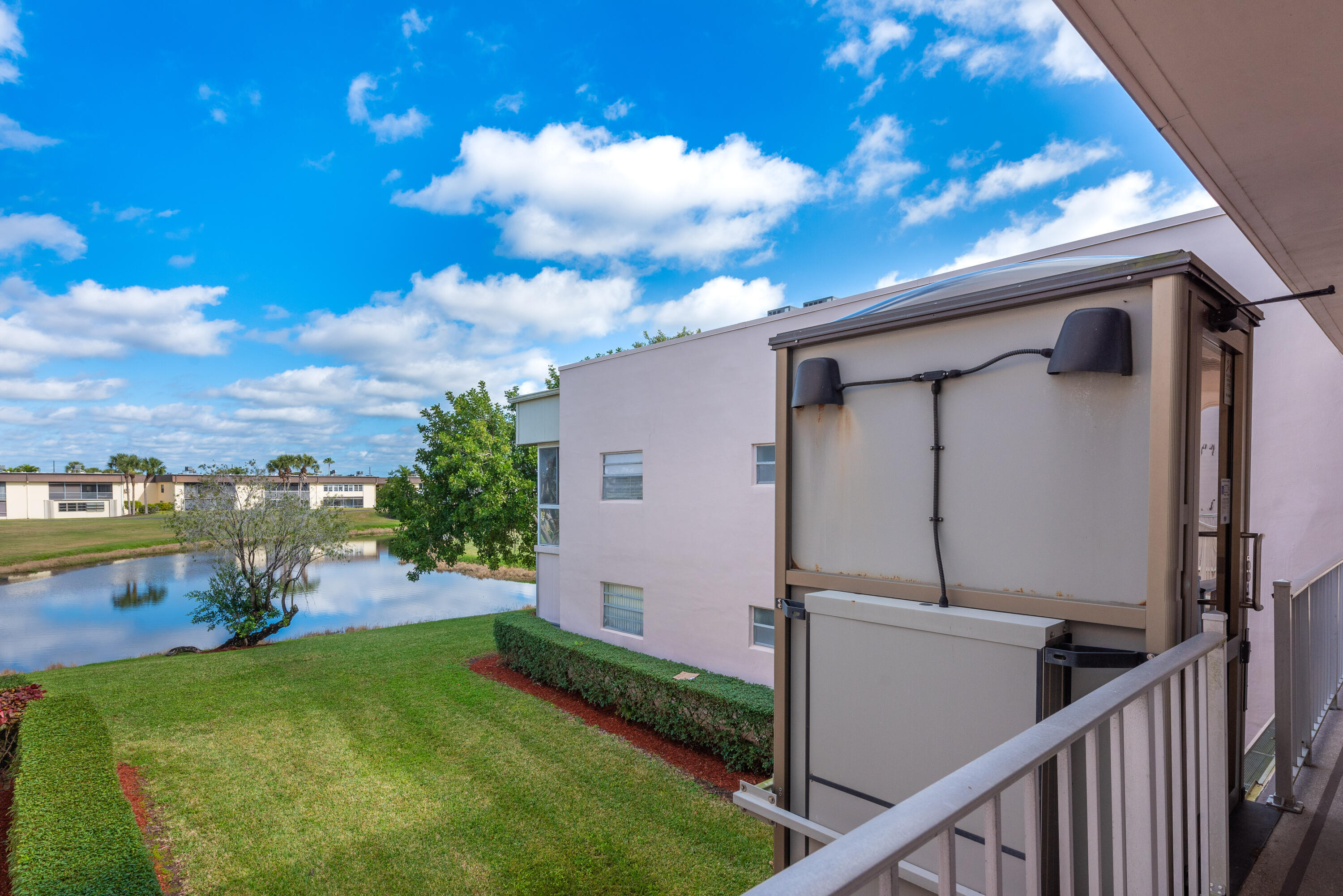 KINGS POINT CAPRI CONDOS - Residential Lease