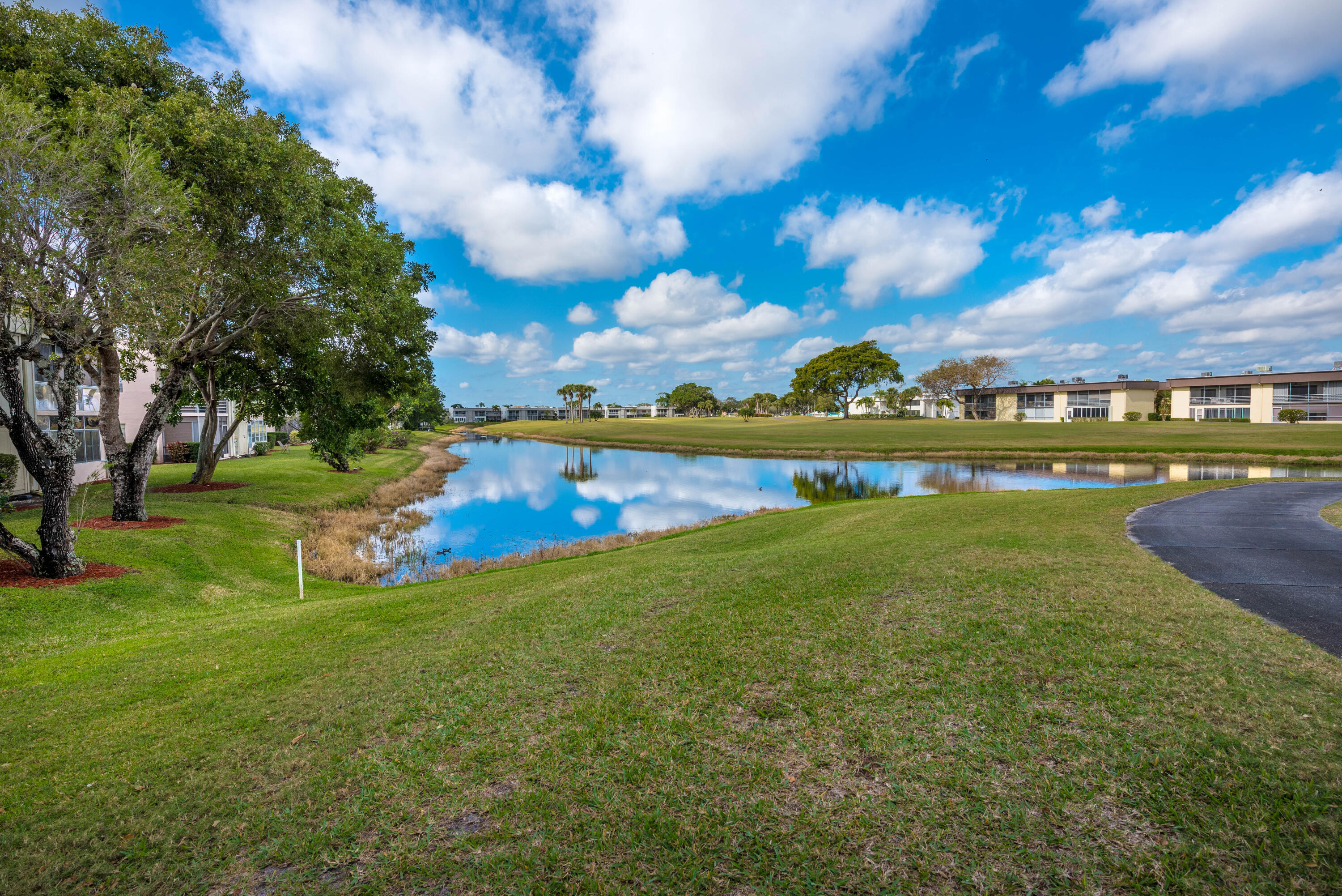 KINGS POINT CAPRI CONDOS - Residential Lease