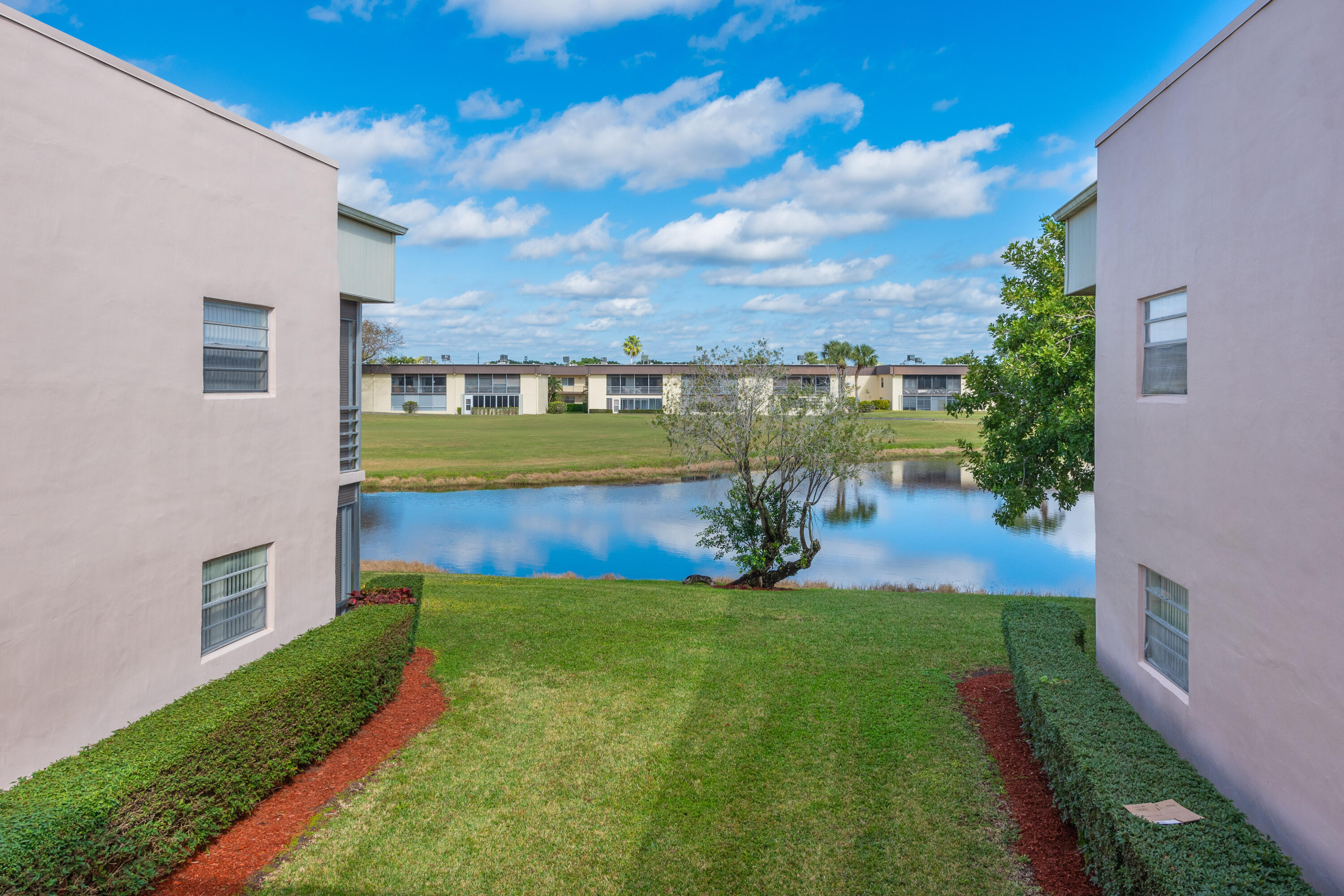 KINGS POINT CAPRI CONDOS - Residential Lease