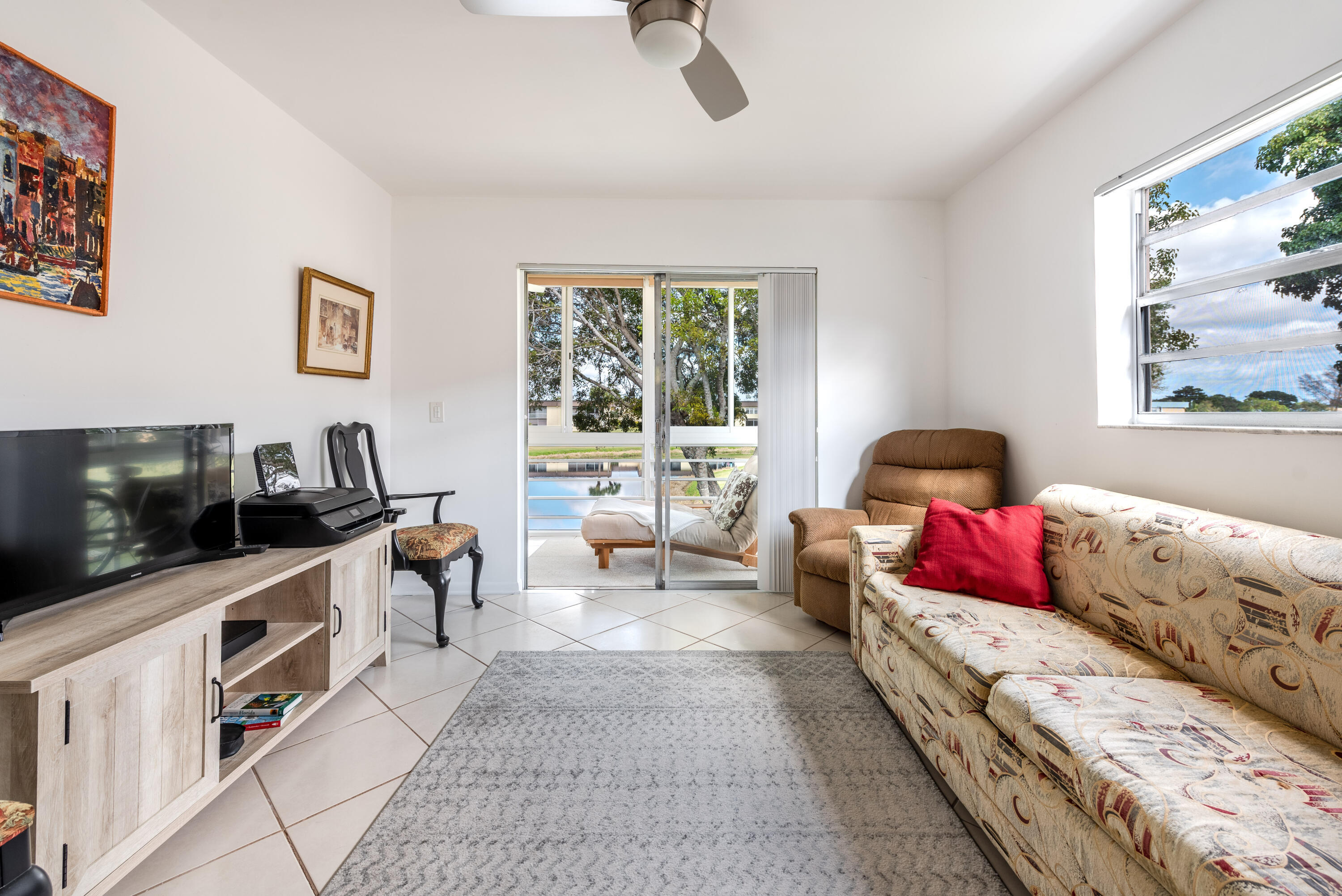 KINGS POINT CAPRI CONDOS - Residential Lease