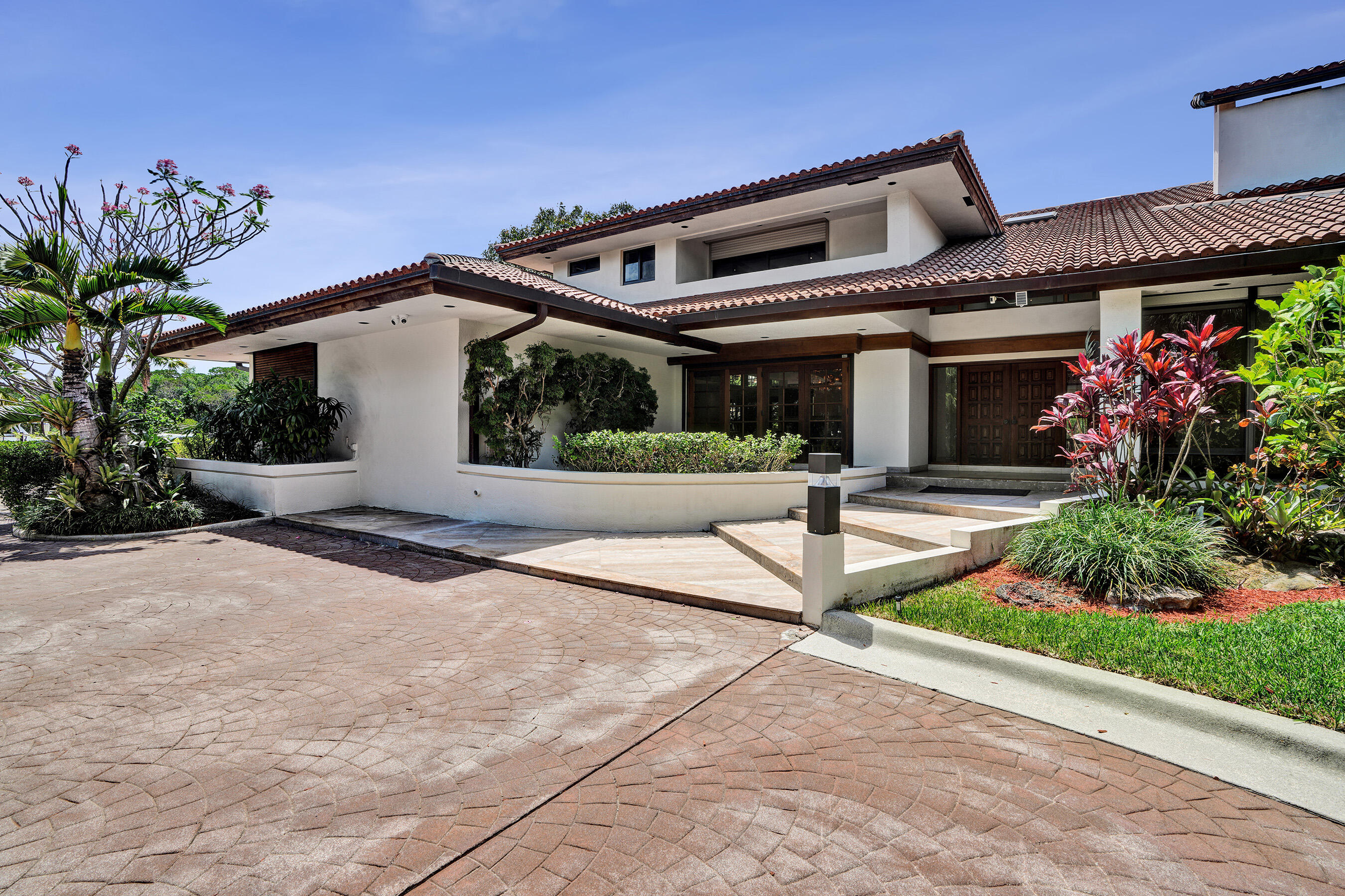 RIVERLAND - Residential