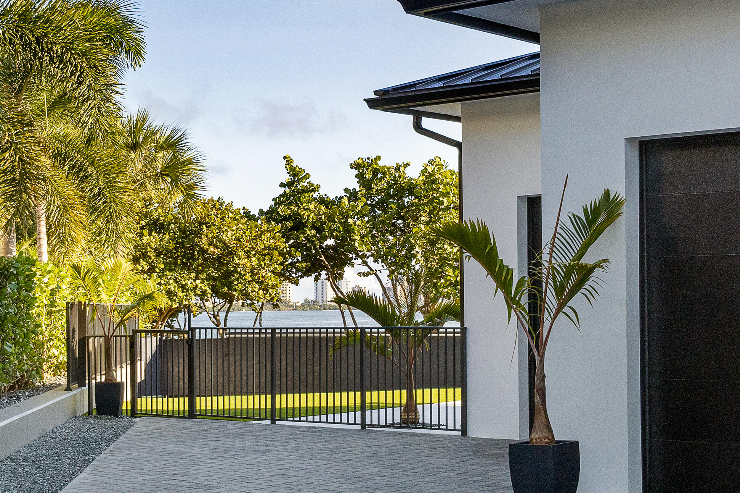 Yacht Club Addition to the Village of North Palm - Residential