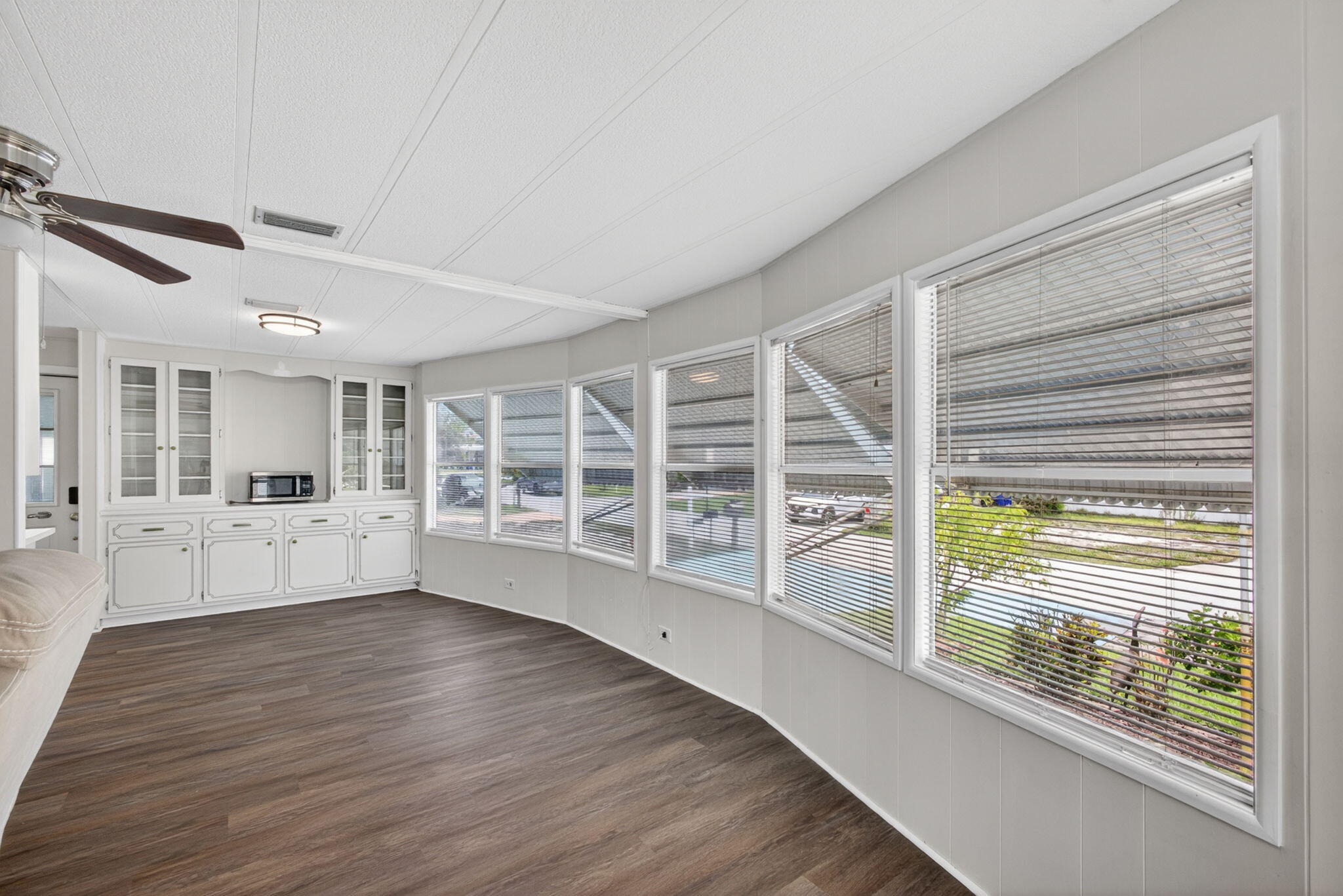 RIDGEWAY - Residential
