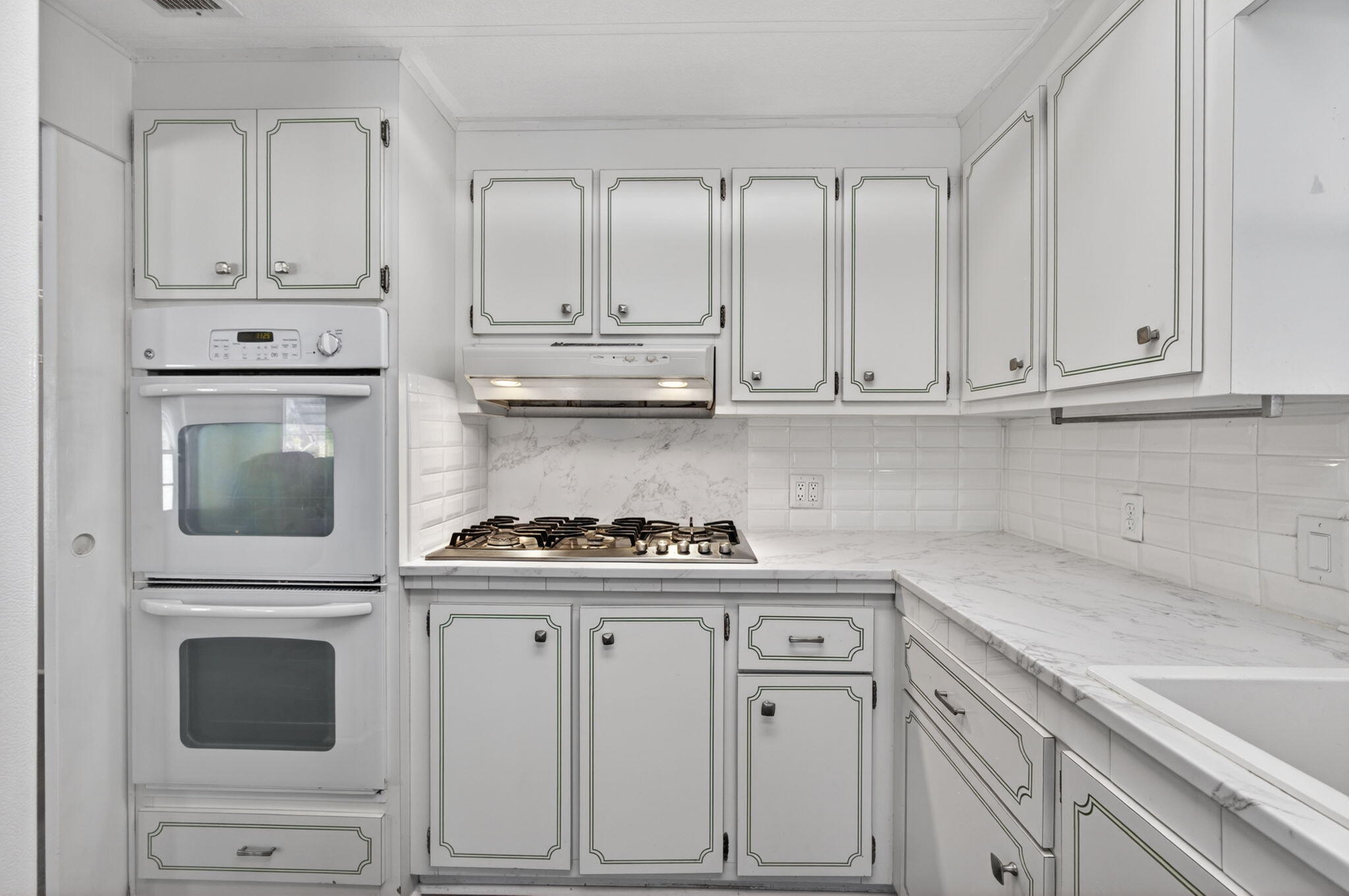 RIDGEWAY - Residential