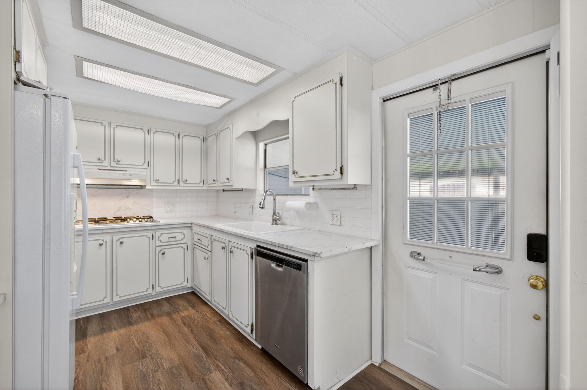 RIDGEWAY - Residential