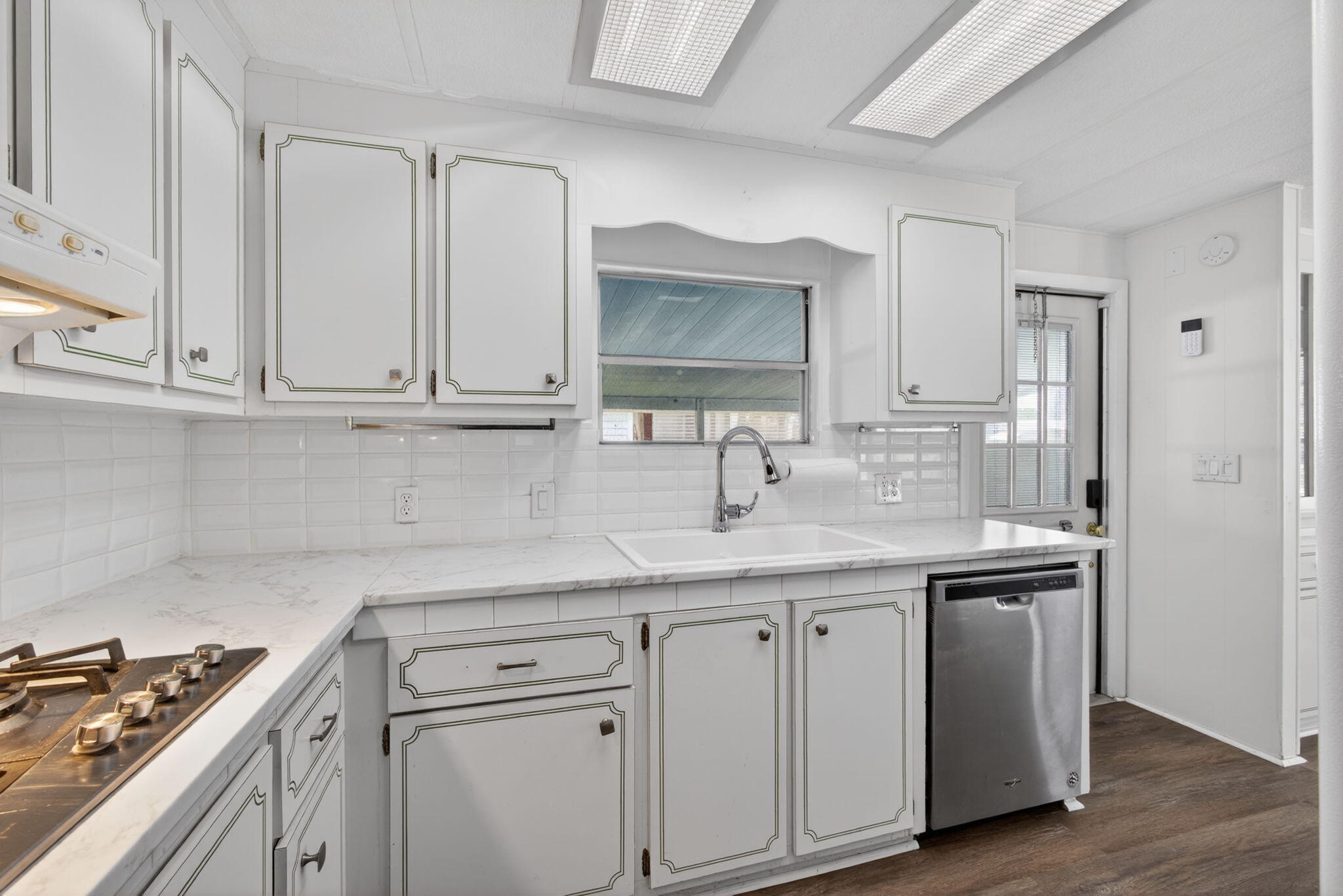 RIDGEWAY - Residential