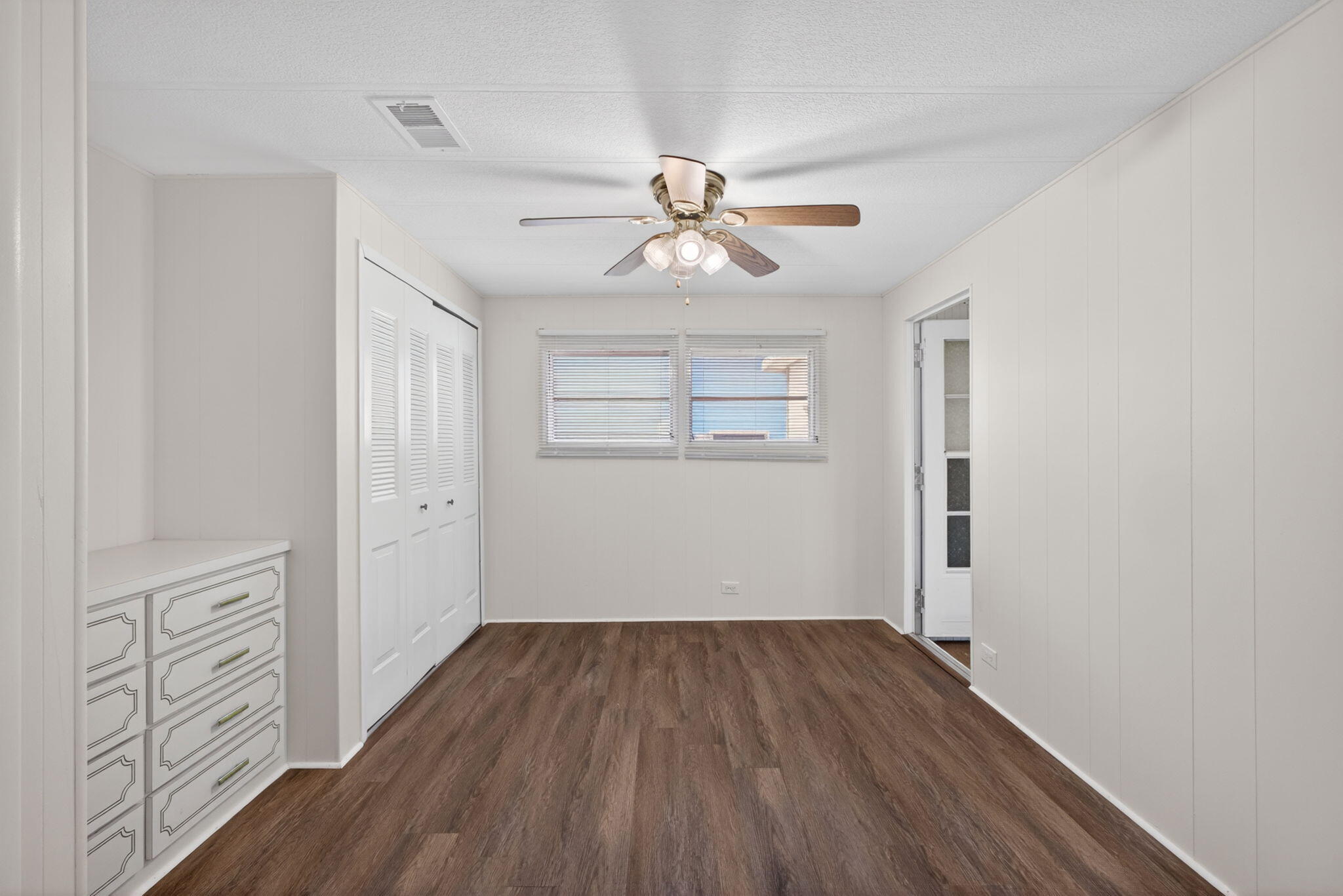 RIDGEWAY - Residential