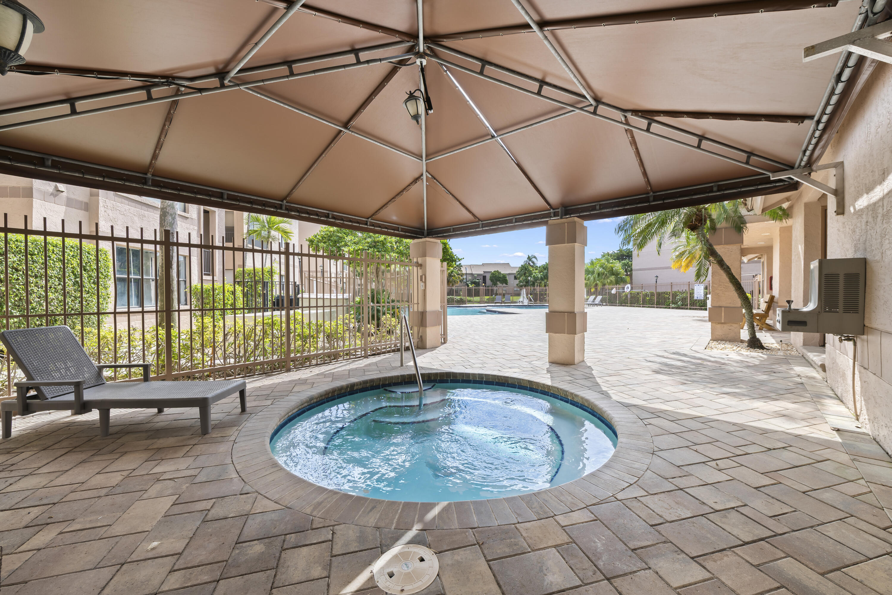 SUNDANCE AT DAVIE CONDO - Residential