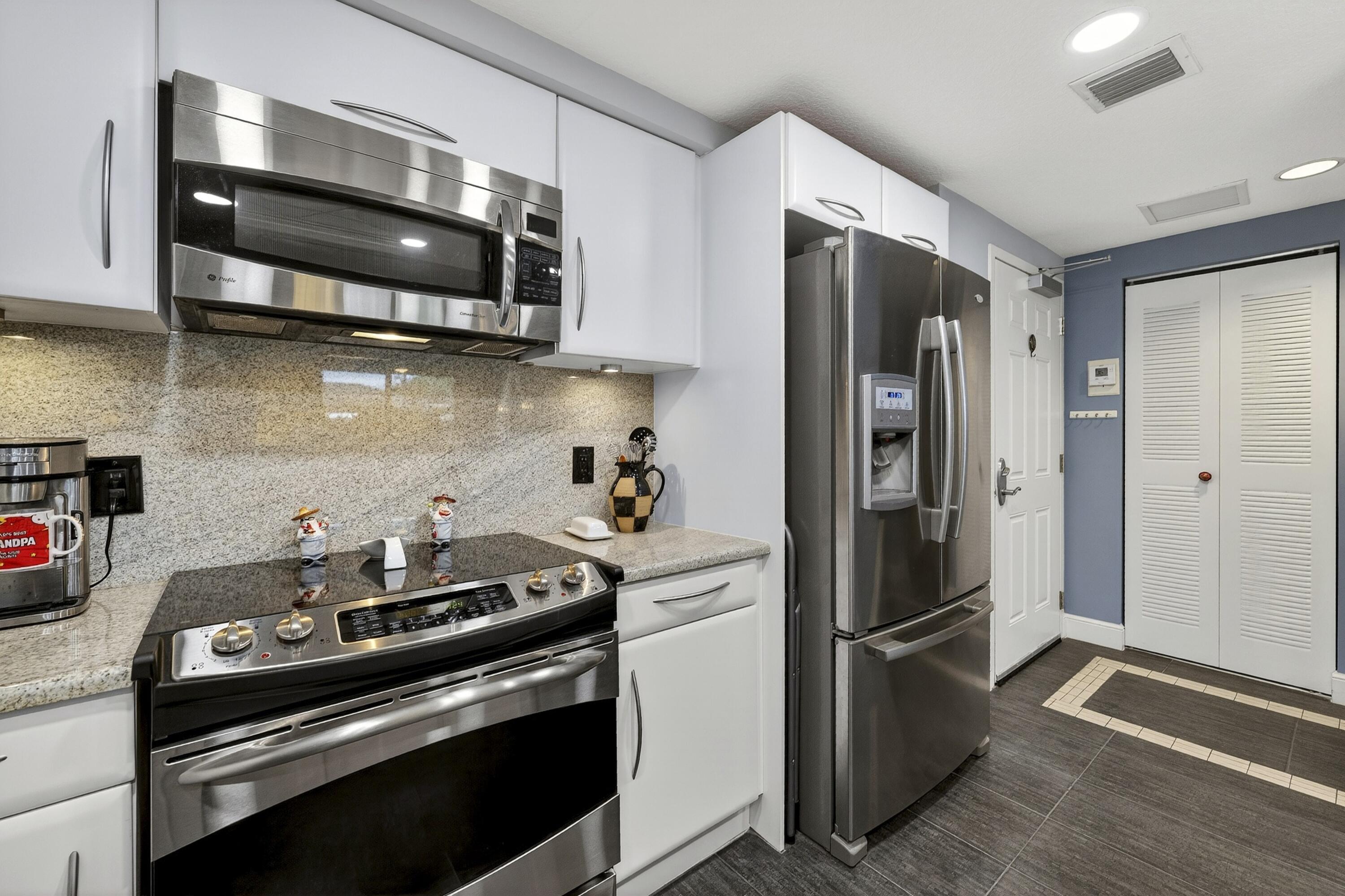 LUCERNE CONDO - Residential