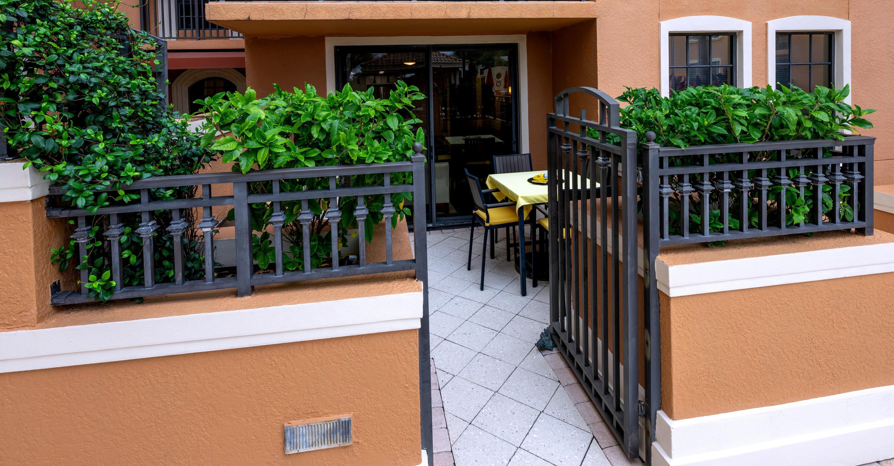LUCERNE CONDO - Residential