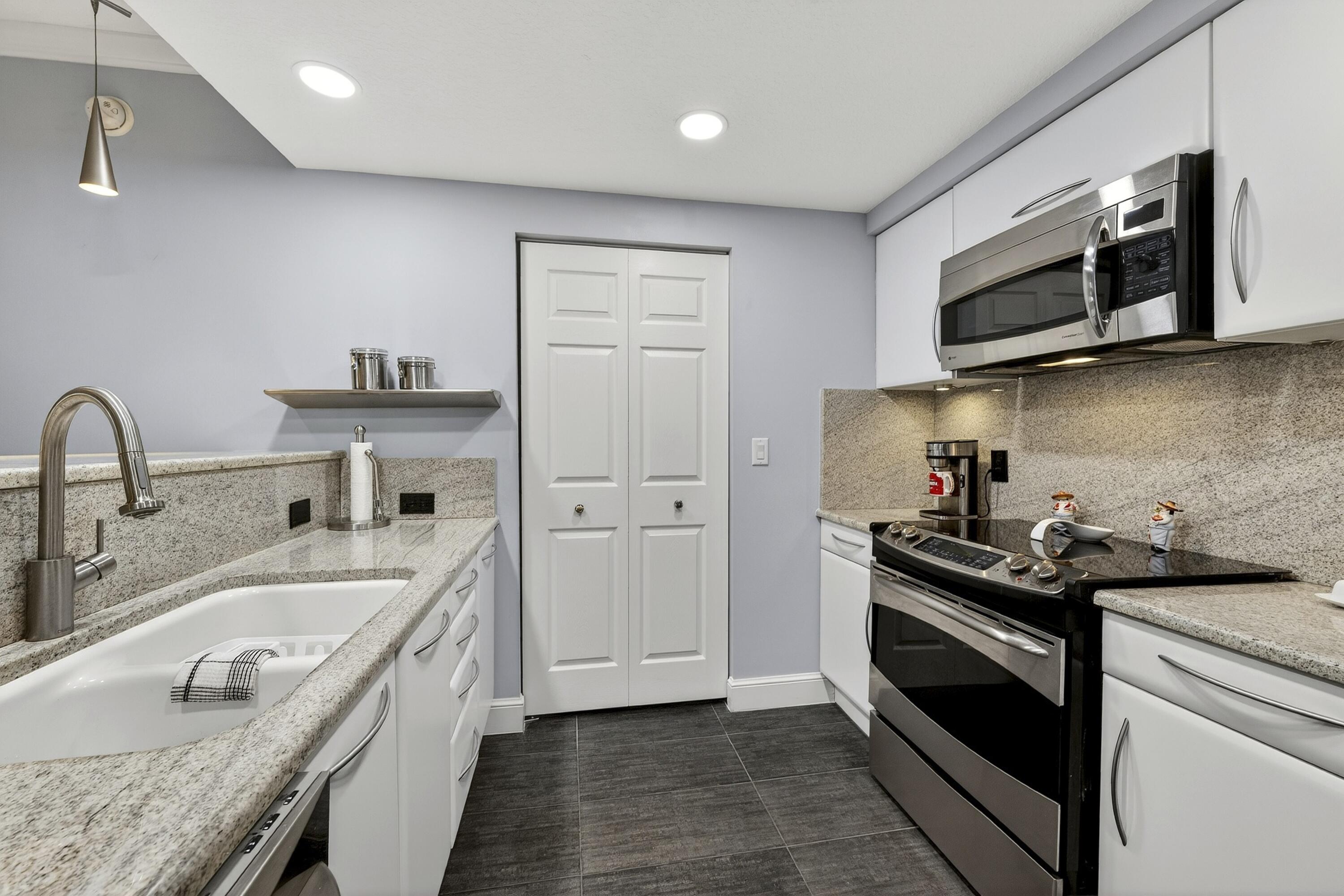 LUCERNE CONDO - Residential