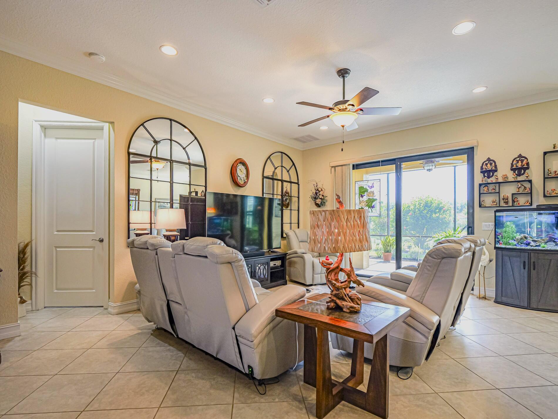 VEROLAGO PHASE 1 - Residential