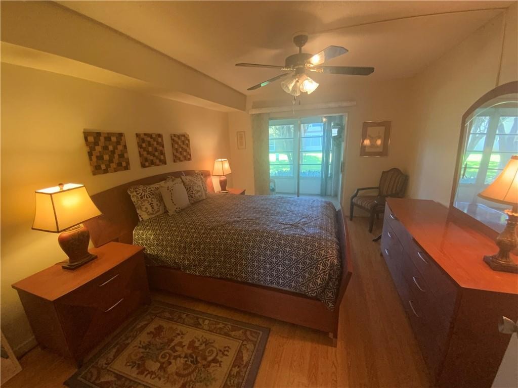 ORIOLE GARDENS 1 - Residential