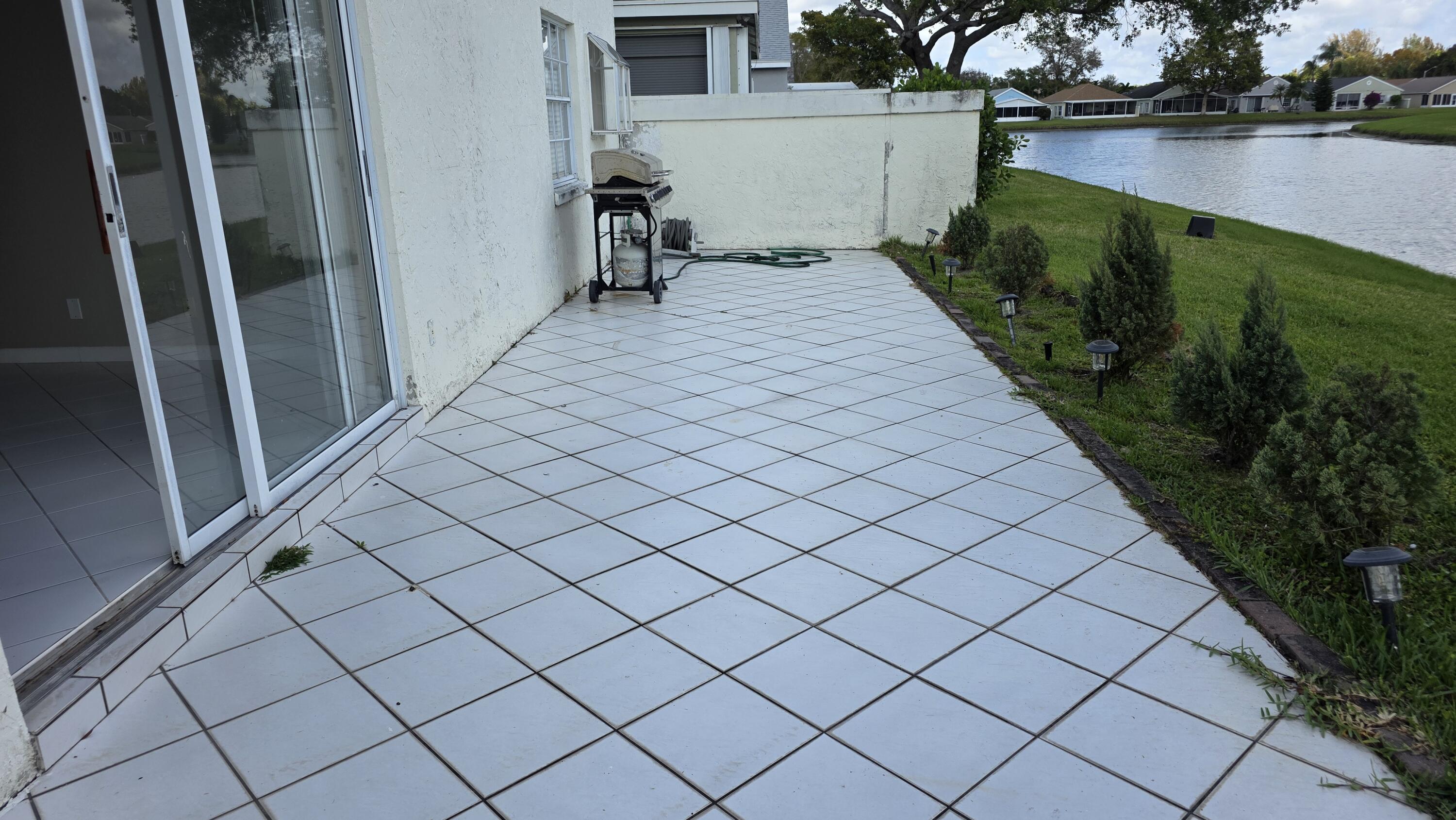 PINE RIDGE AT DELRAY BEACH - Residential