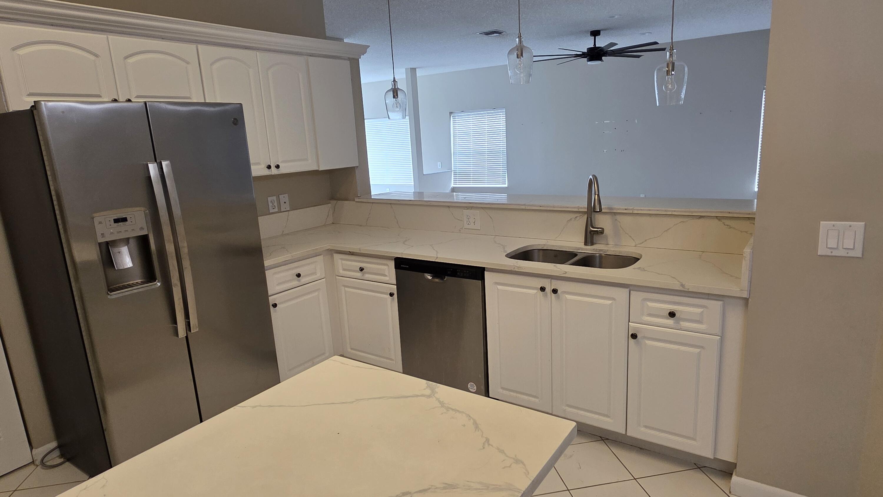 PINE RIDGE AT DELRAY BEACH - Residential