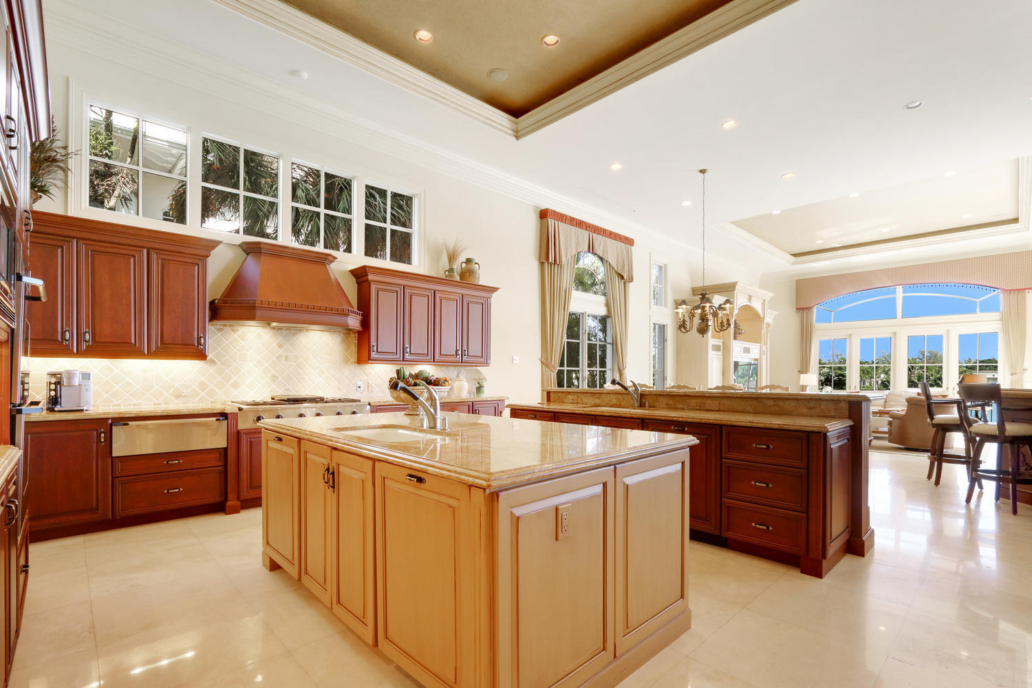 INDIAN HILLS - Residential