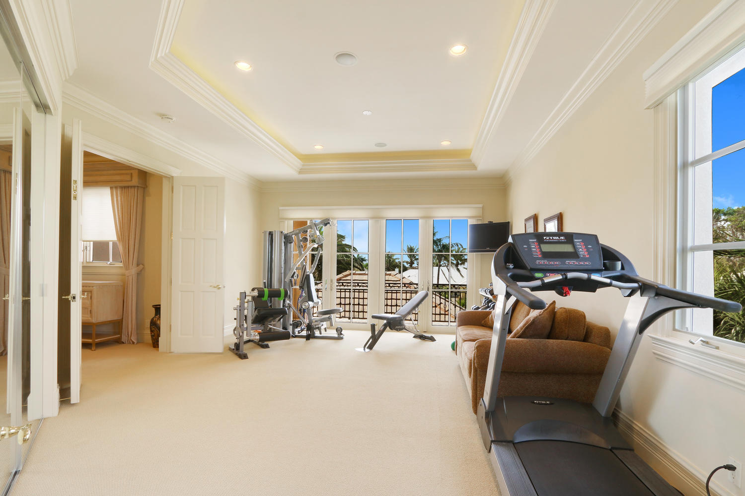 INDIAN HILLS - Residential