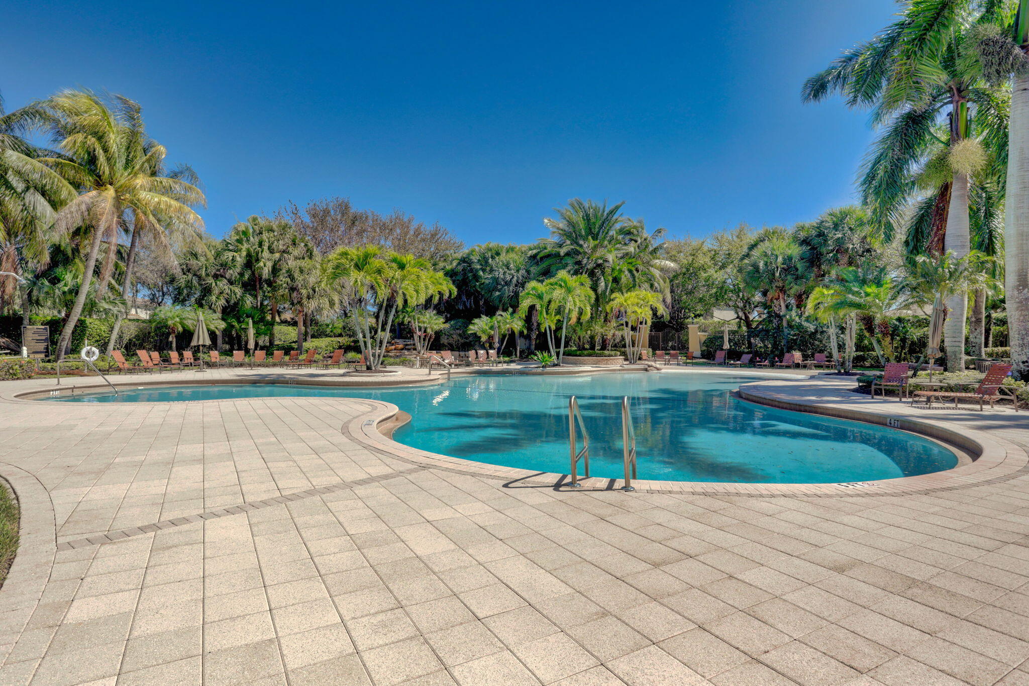 JOURNEYS END 2 - Residential Lease