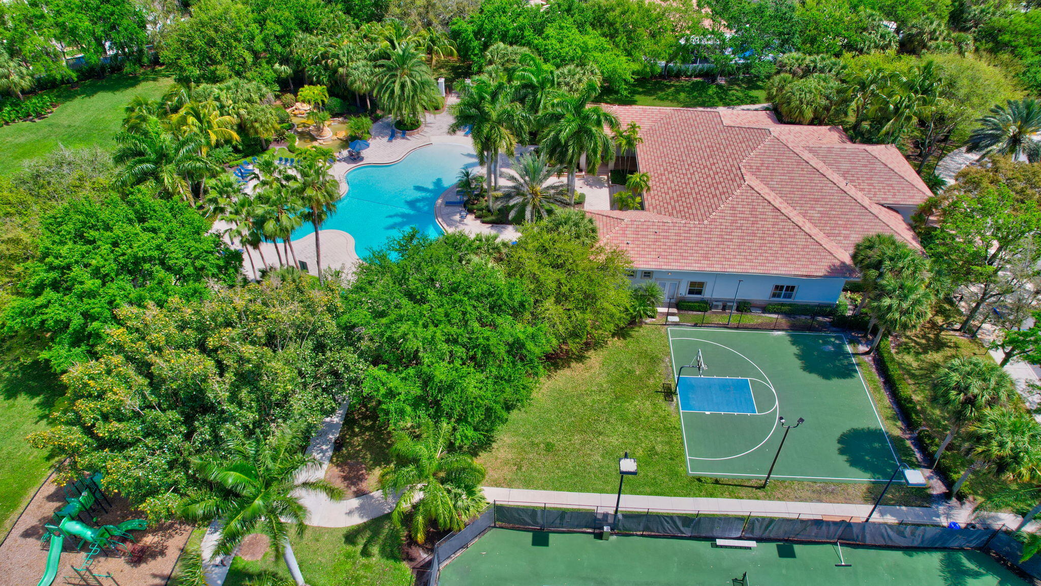 JOURNEYS END 2 - Residential Lease
