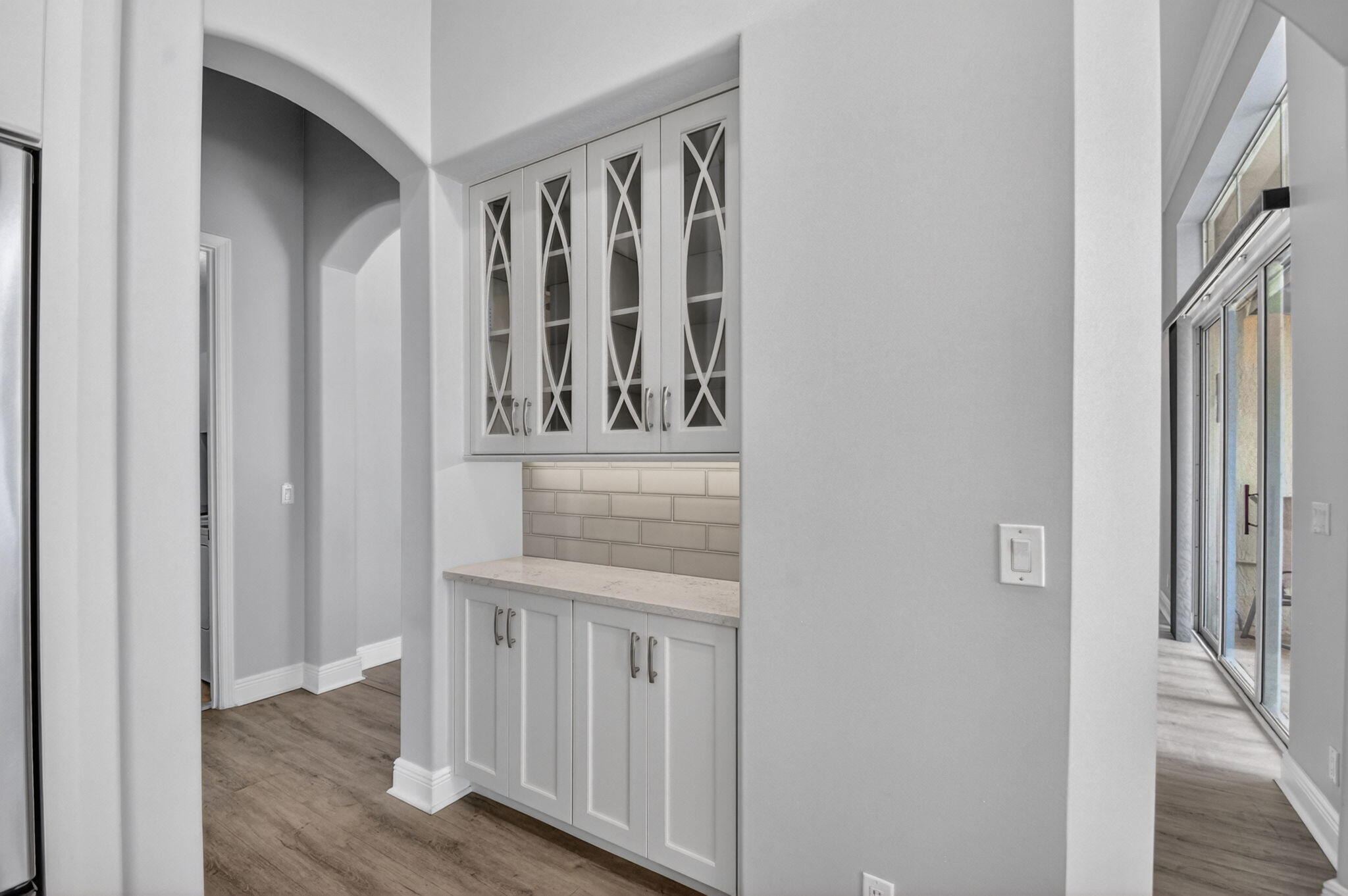 JOURNEYS END 2 - Residential Lease