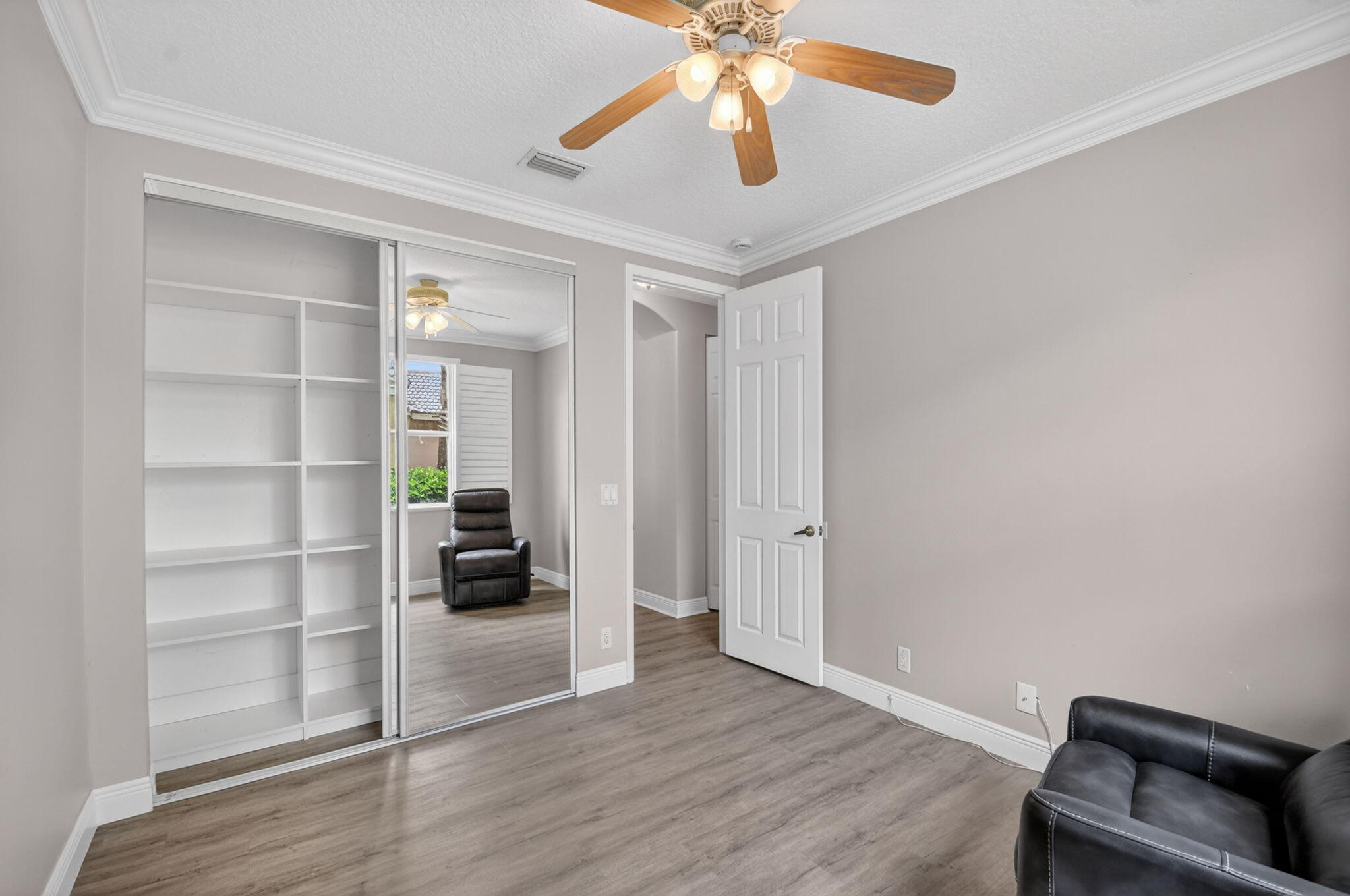 JOURNEYS END 2 - Residential Lease
