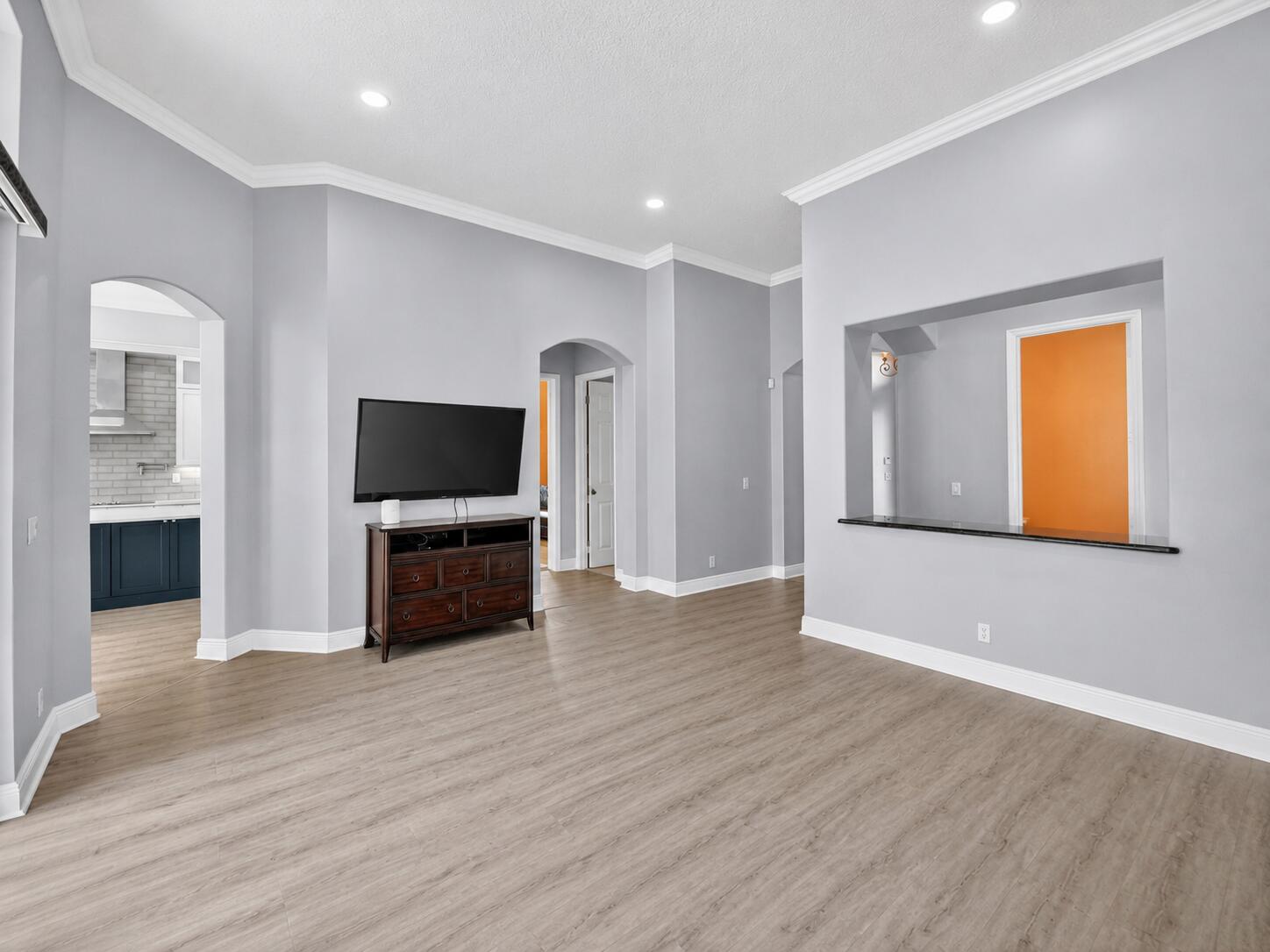JOURNEYS END 2 - Residential Lease
