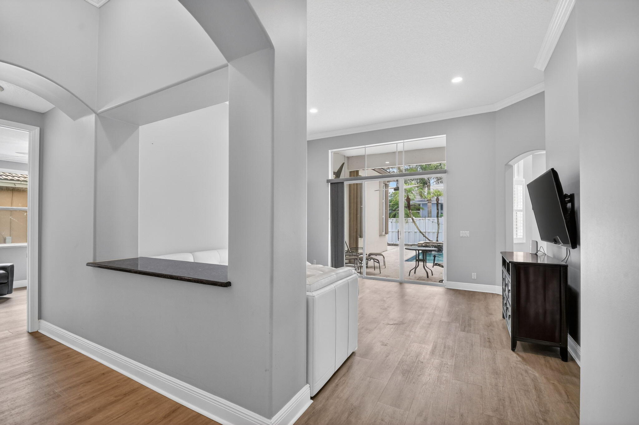 JOURNEYS END 2 - Residential Lease