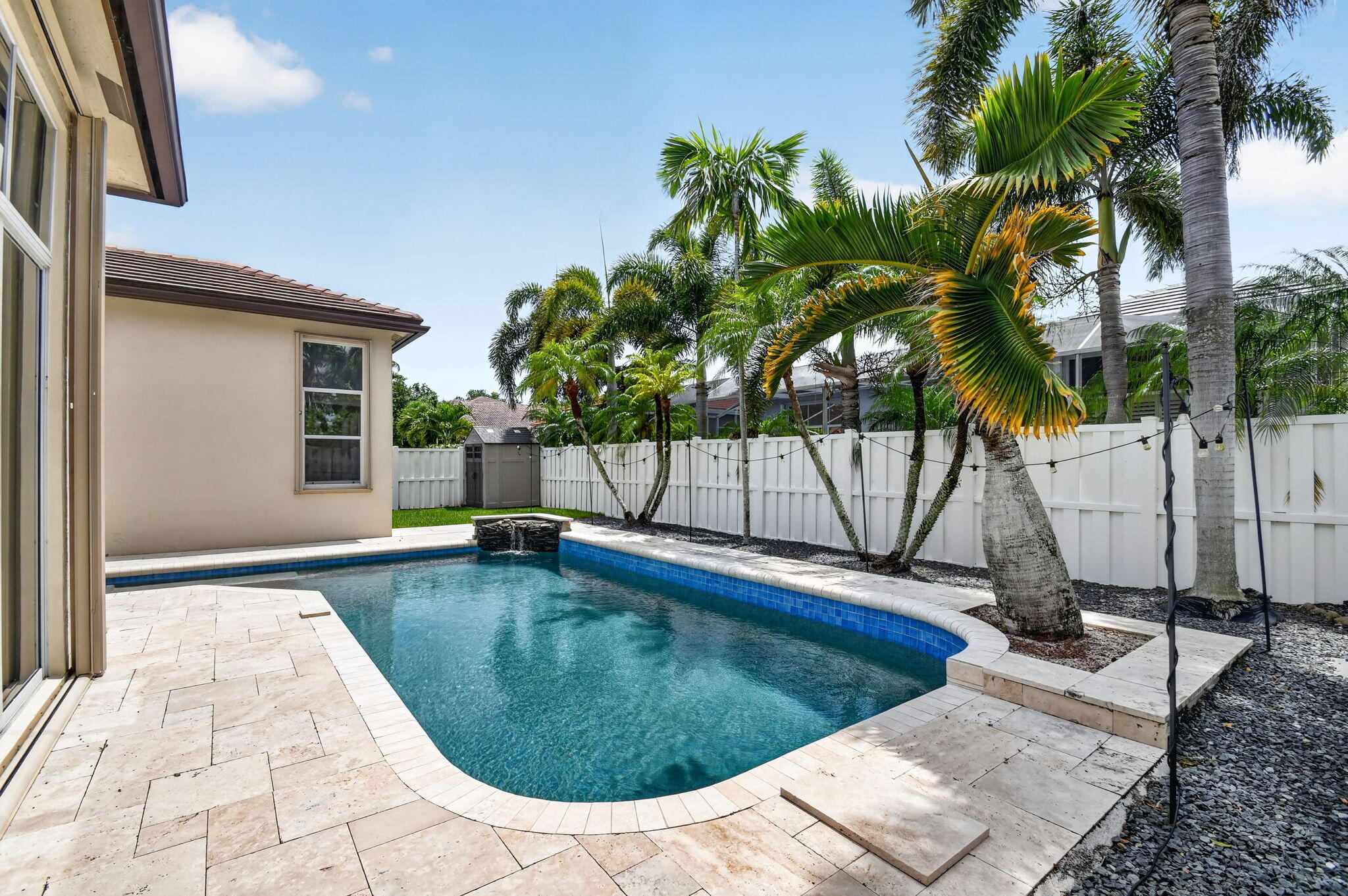 JOURNEYS END 2 - Residential Lease