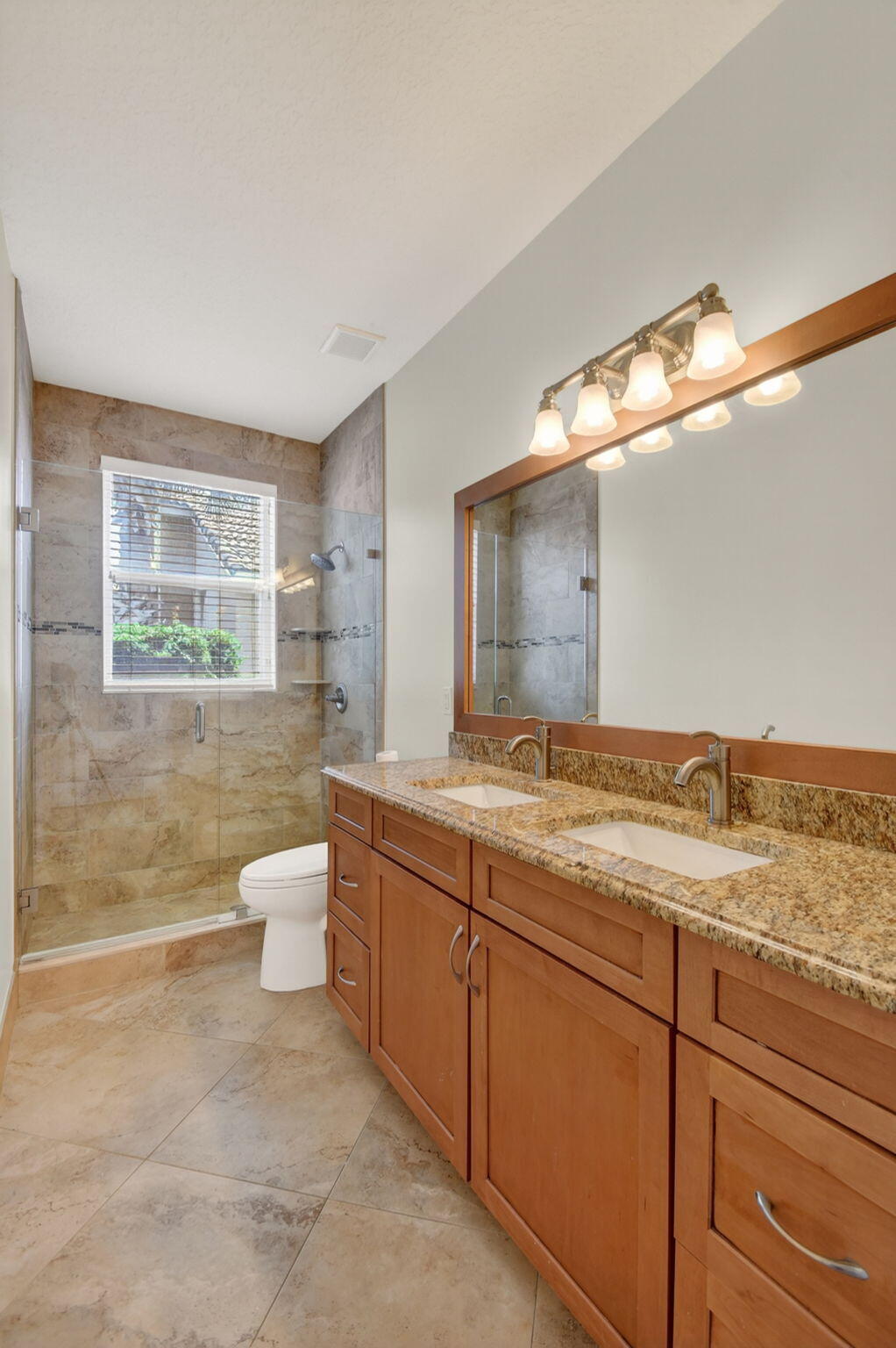 JOURNEYS END 2 - Residential Lease