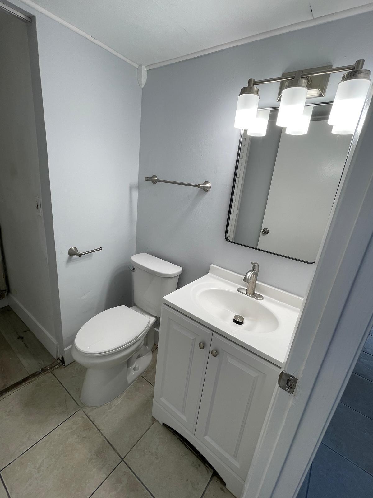 HABITAT II CONDO - Residential Lease