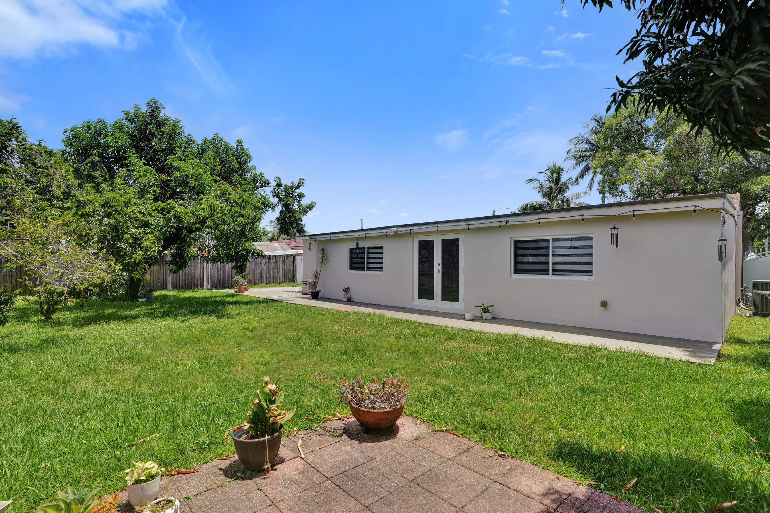 LAKE CECILE ESTATES SEC 2 - Residential