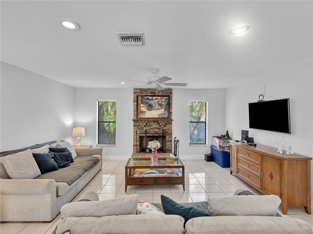 Canterbury Estates 100-31 - Residential