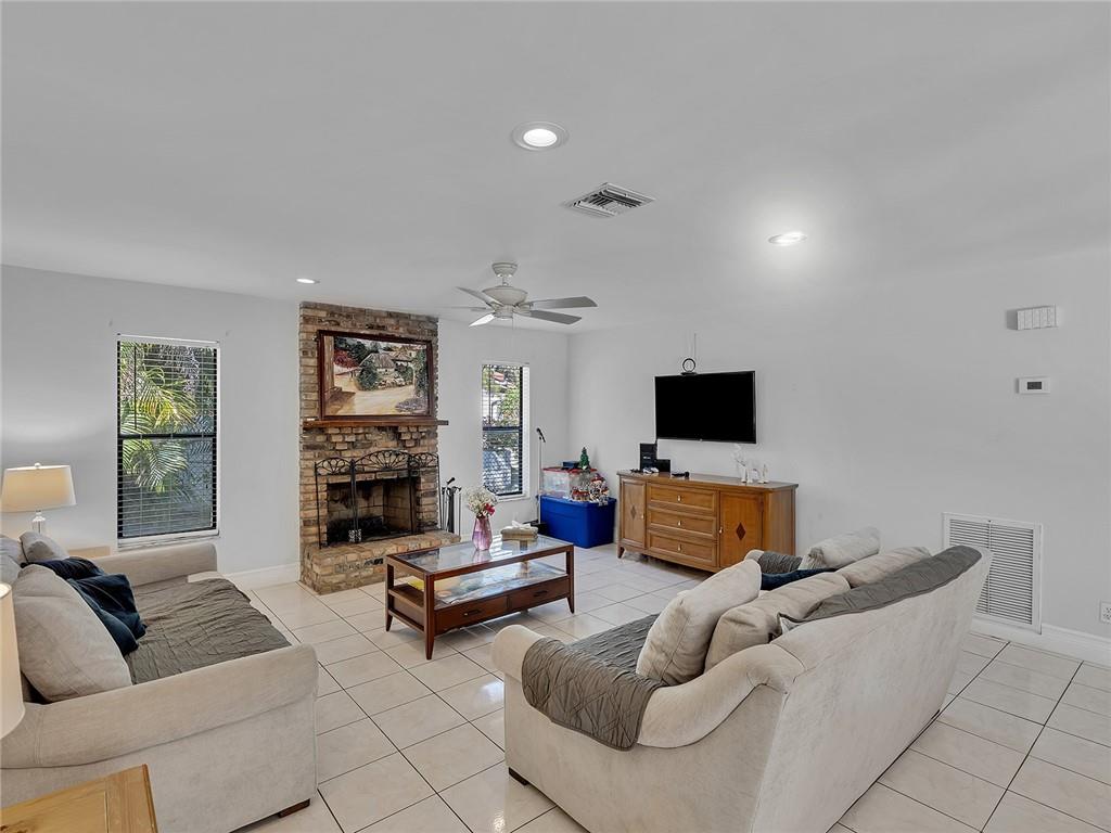 Canterbury Estates 100-31 - Residential