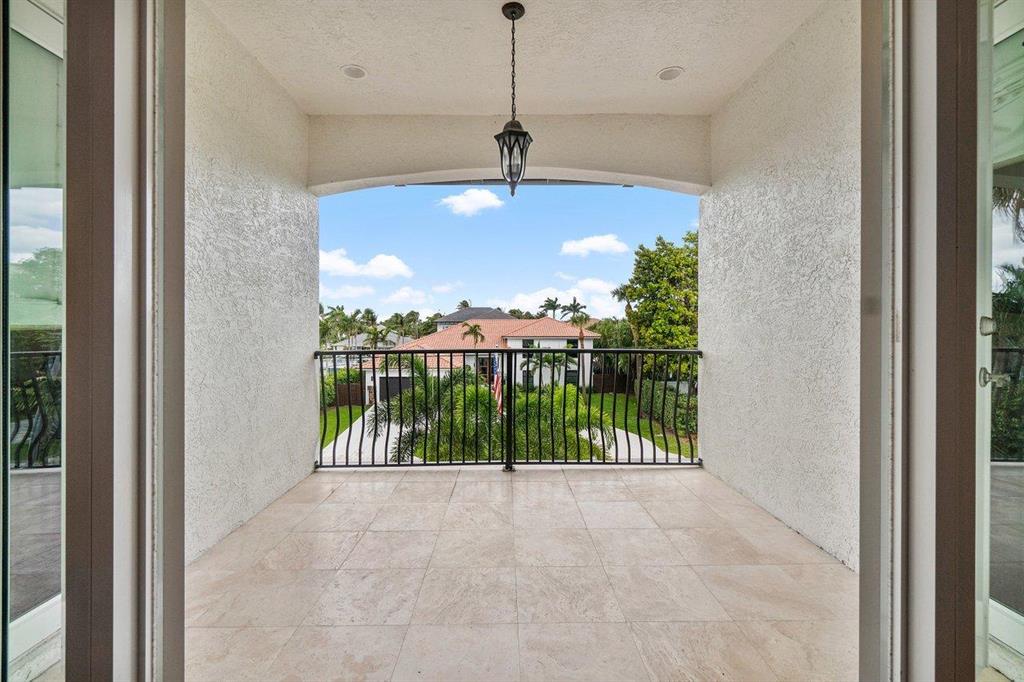 DELRAY BCH SHORES - Residential